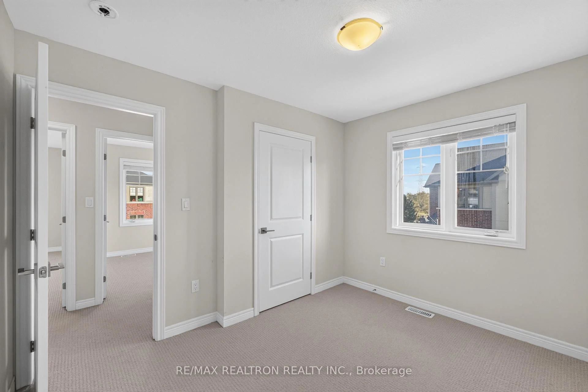 Photo 35 of Unit 18, 1169 Garner Road E, Hamilton, Ancaster — HOMEH