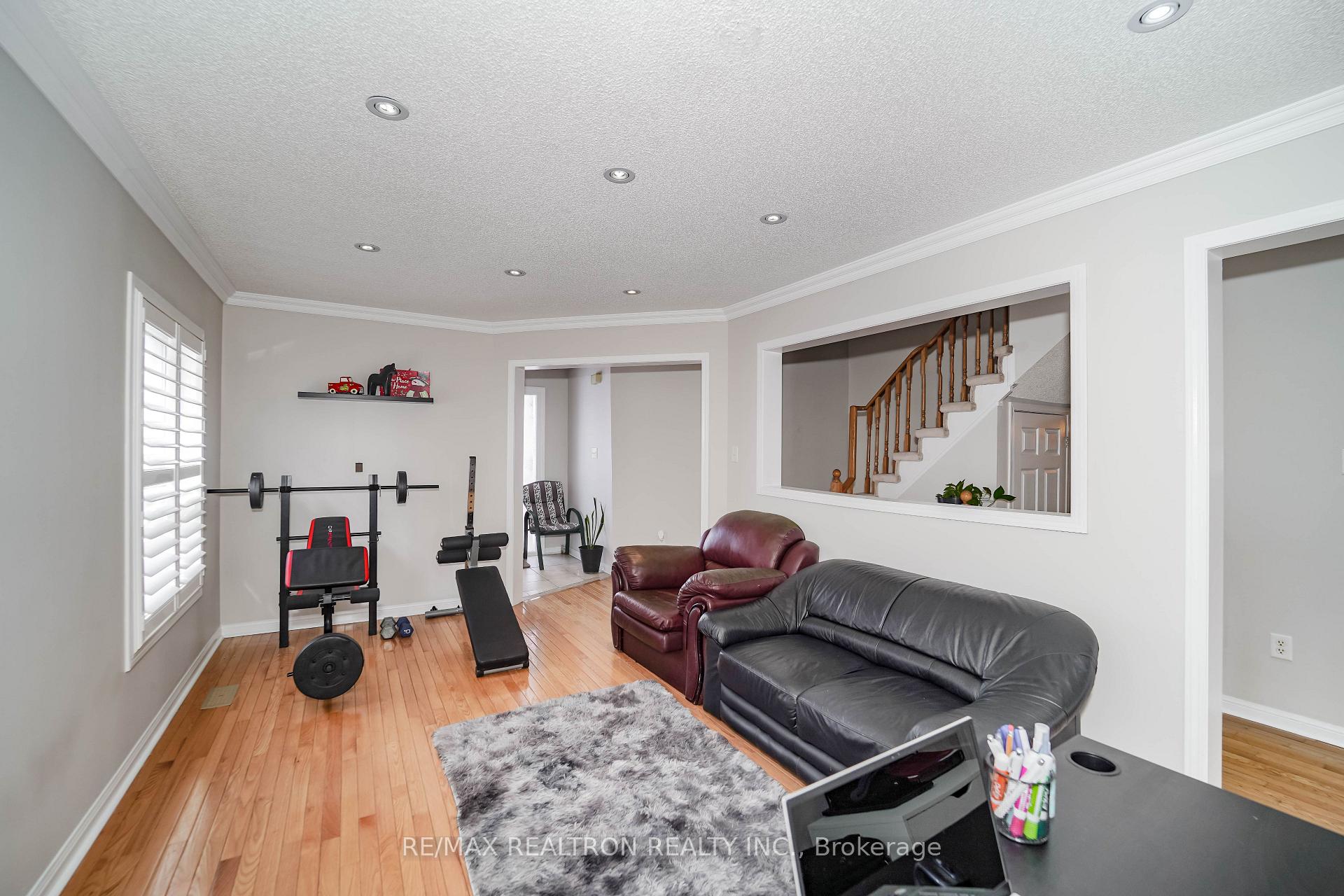 Photo 12 of 59 Scottsdale Drive, Clarington, Bowmanville — HOMEH