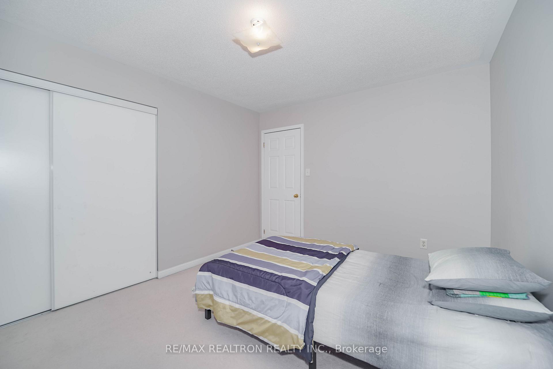 Photo 20 of 59 Scottsdale Drive, Clarington, Bowmanville — HOMEH