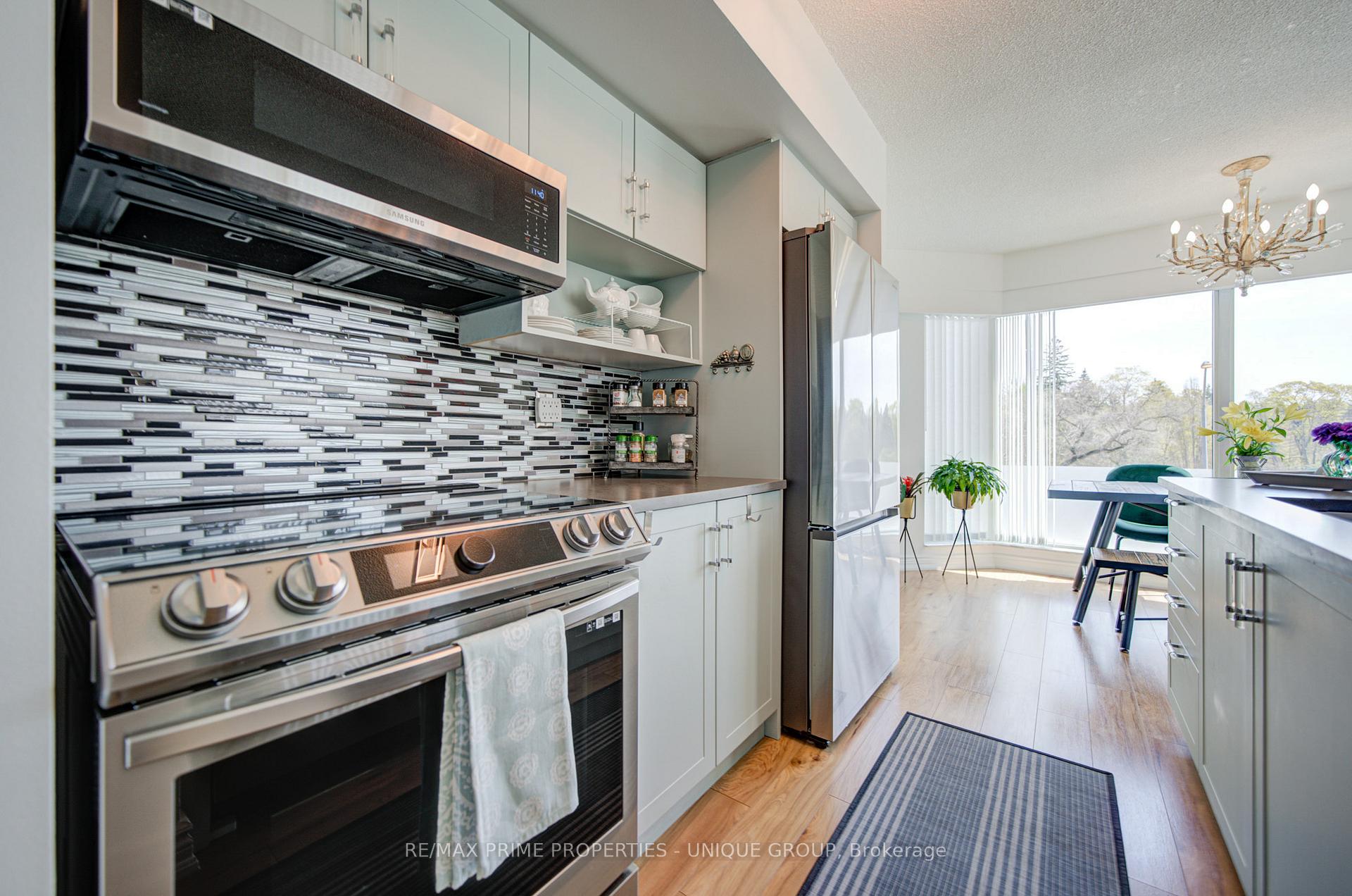Photo 9 of Unit 202, 97 Lawton Boulevard, Toronto, Yonge-St. Clair — HOMEH