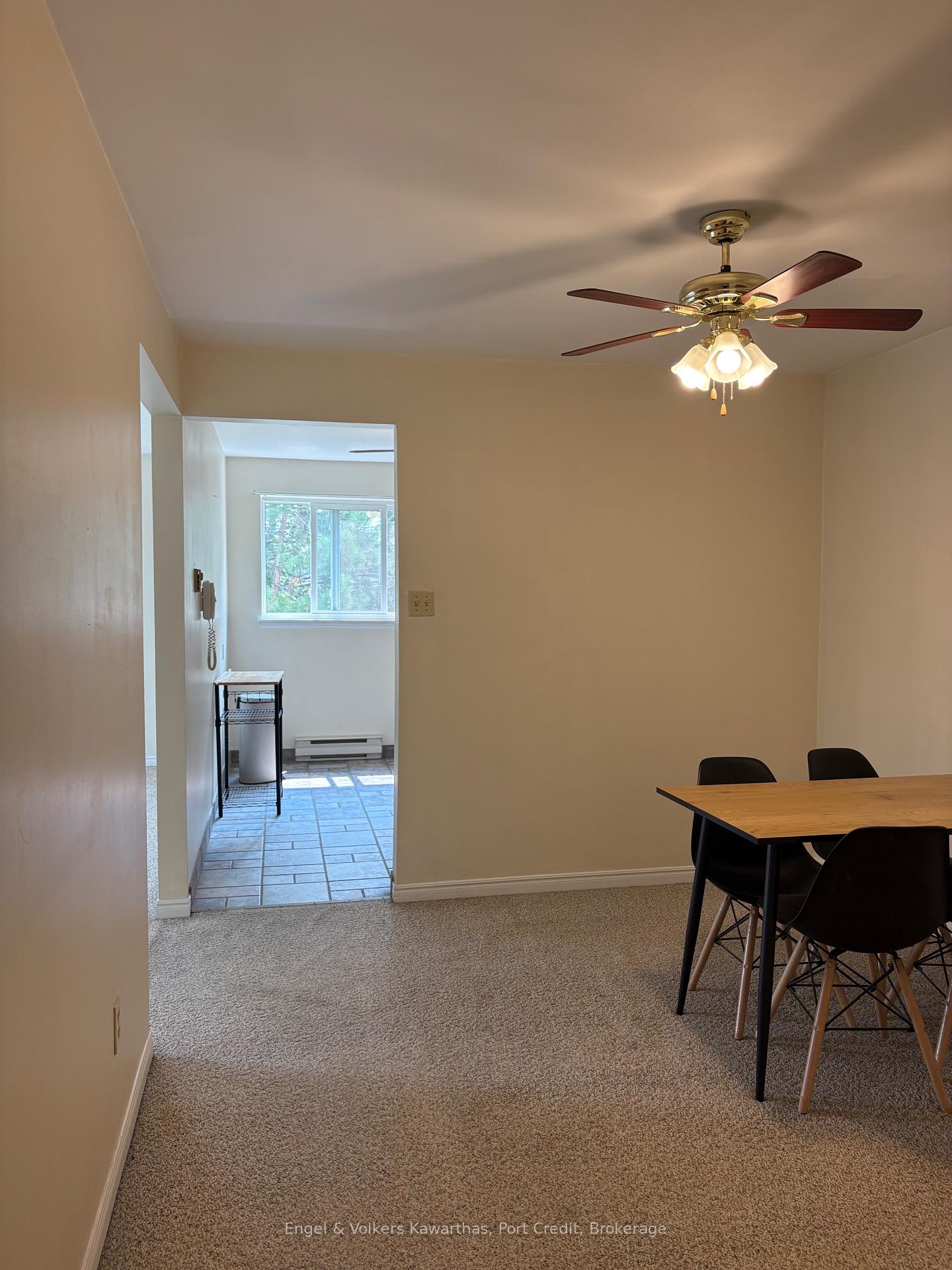 Photo 8 of Unit 204, 1429 Clearview Drive, Peterborough, Monaghan Ward 2 — HOMEH