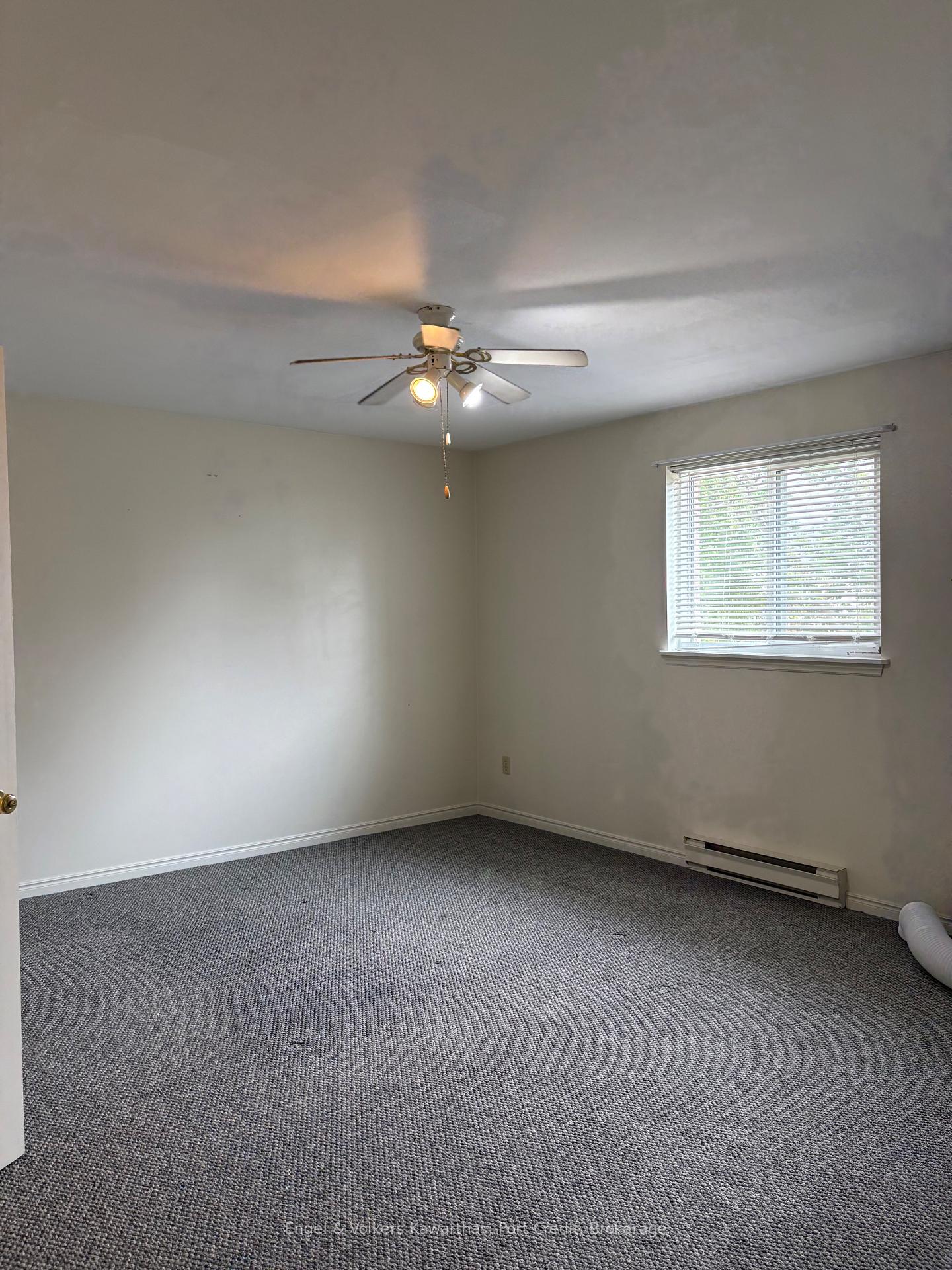 Photo 14 of Unit 204, 1429 Clearview Drive, Peterborough, Monaghan Ward 2 — HOMEH