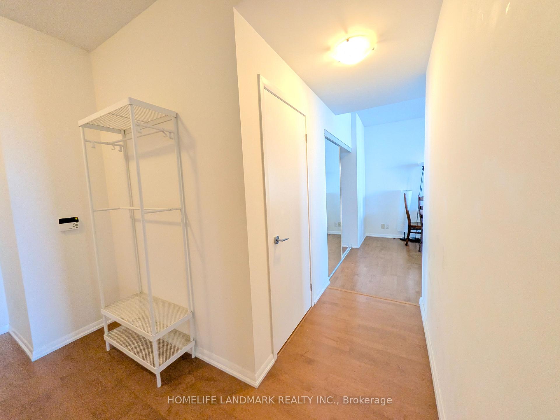 Photo 7 of Unit 3310, 832 Bay Street, Toronto, Bay Street Corridor — HOMEH