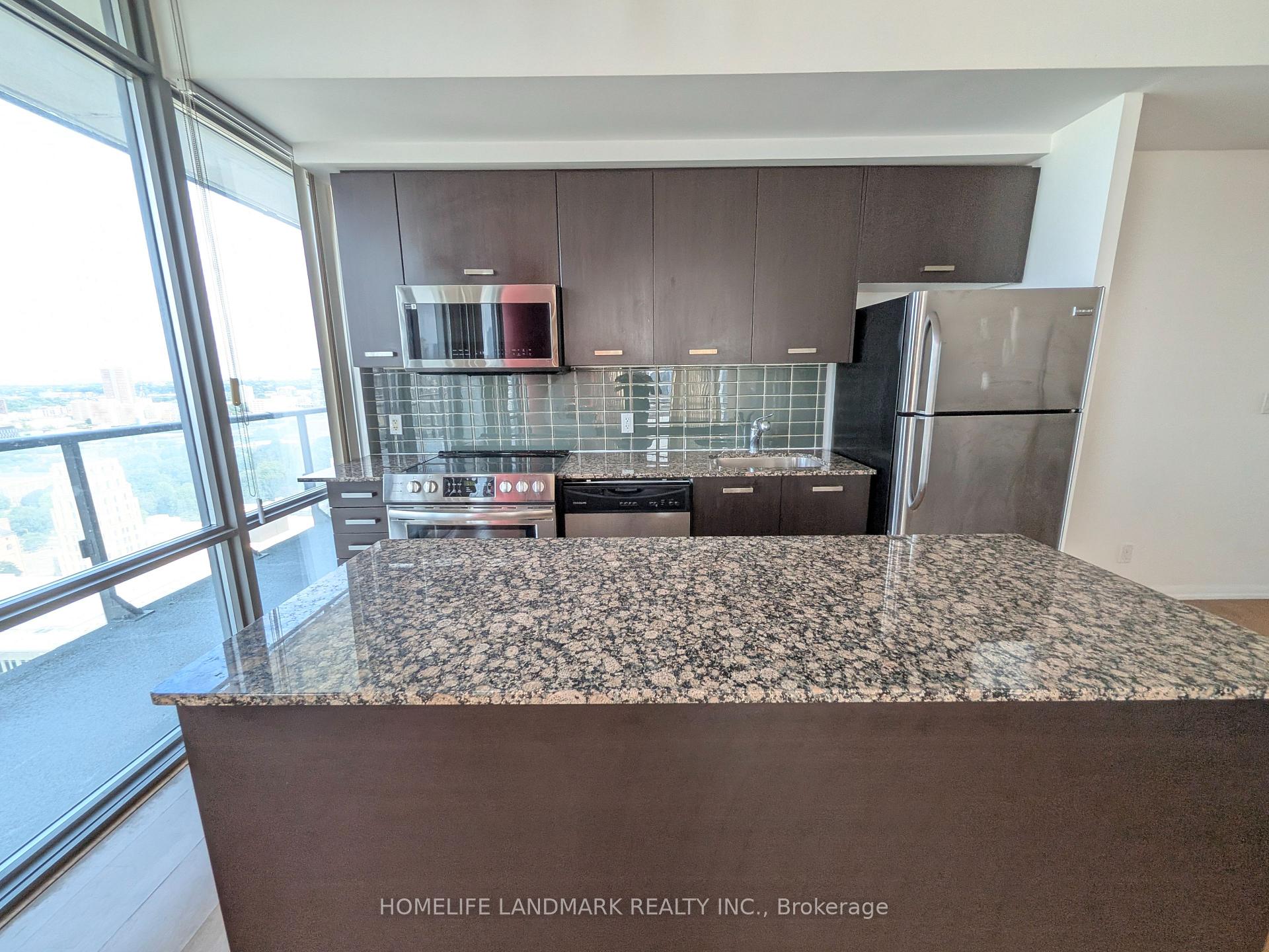 Photo 21 of Unit 3310, 832 Bay Street, Toronto, Bay Street Corridor — HOMEH