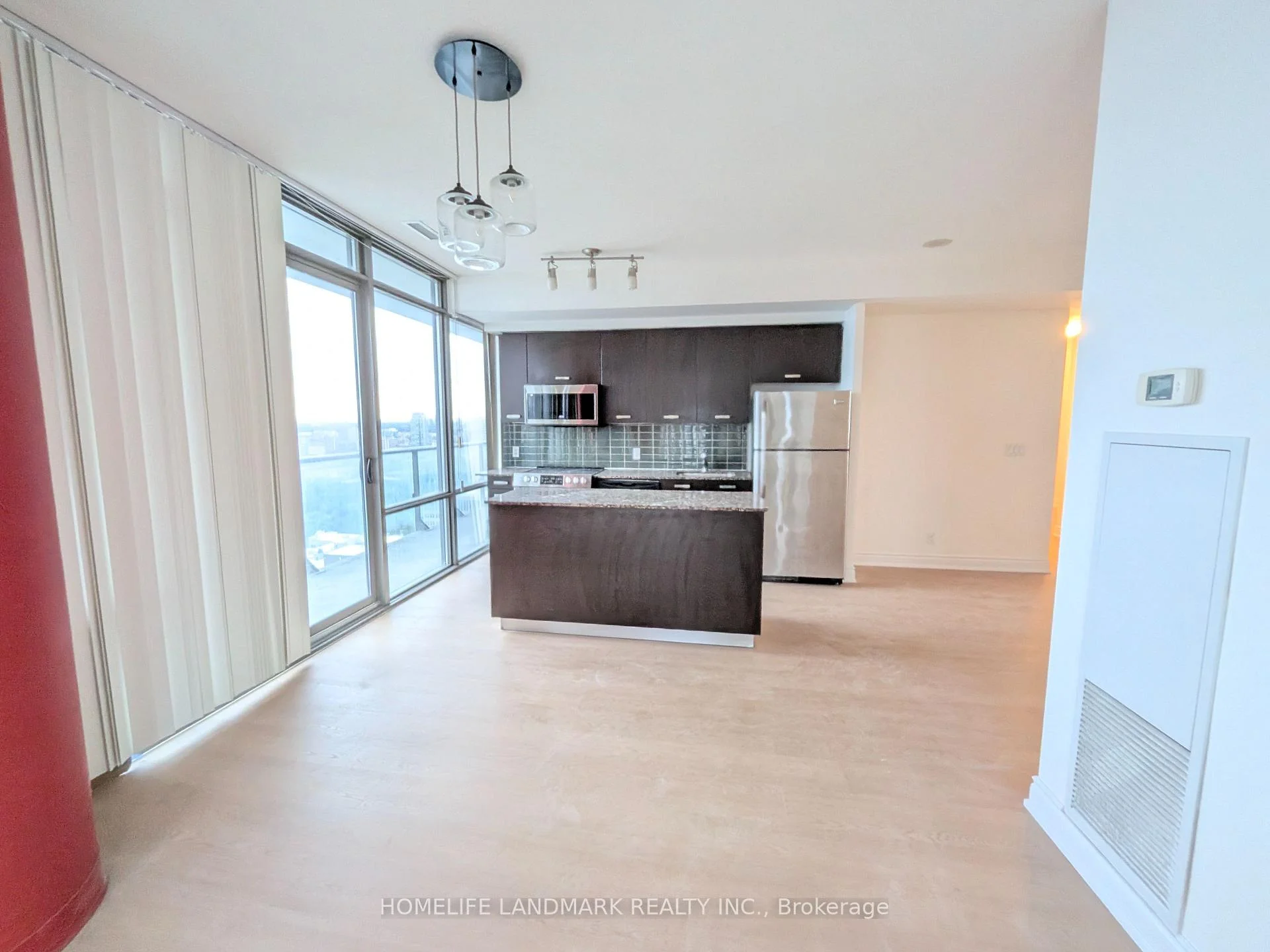 Photo 6 of Unit 3310, 832 Bay Street, Toronto, Bay Street Corridor — HOMEH