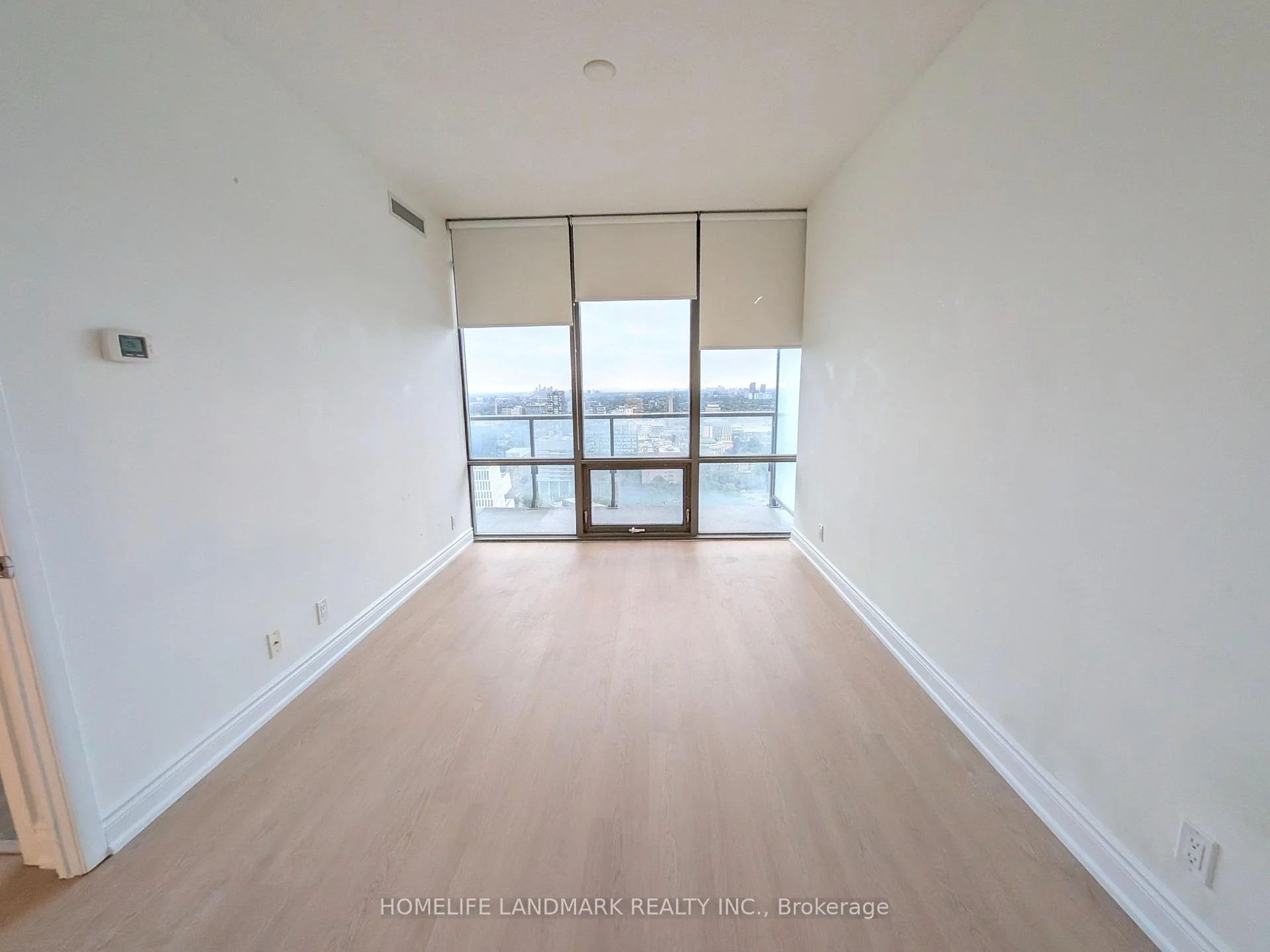 Photo 38 of Unit 3310, 832 Bay Street, Toronto, Bay Street Corridor — HOMEH