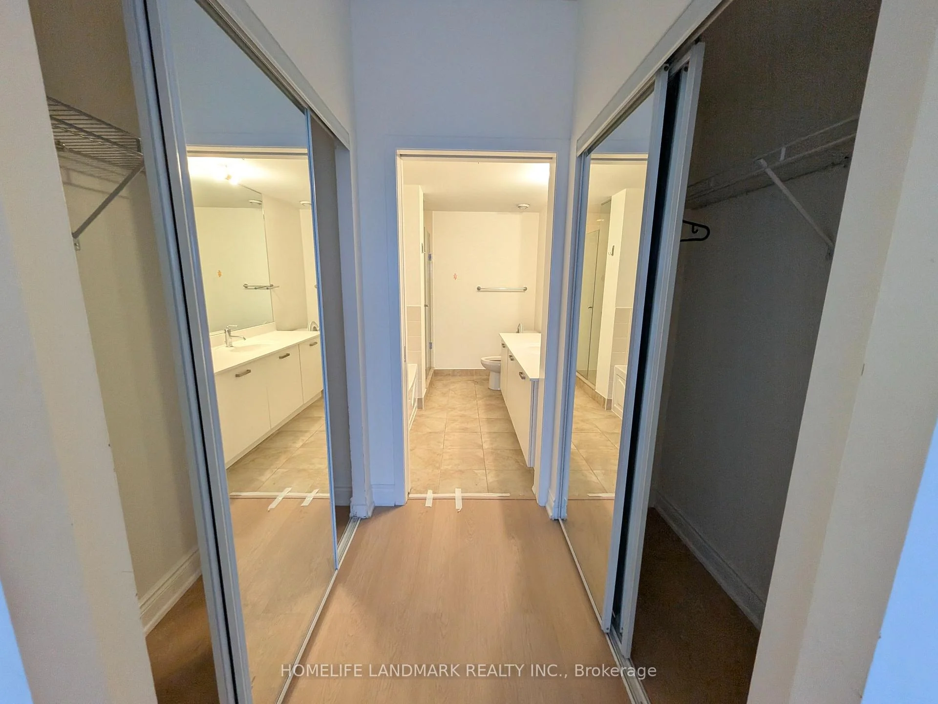 Photo 55 of Unit 3310, 832 Bay Street, Toronto, Bay Street Corridor — HOMEH
