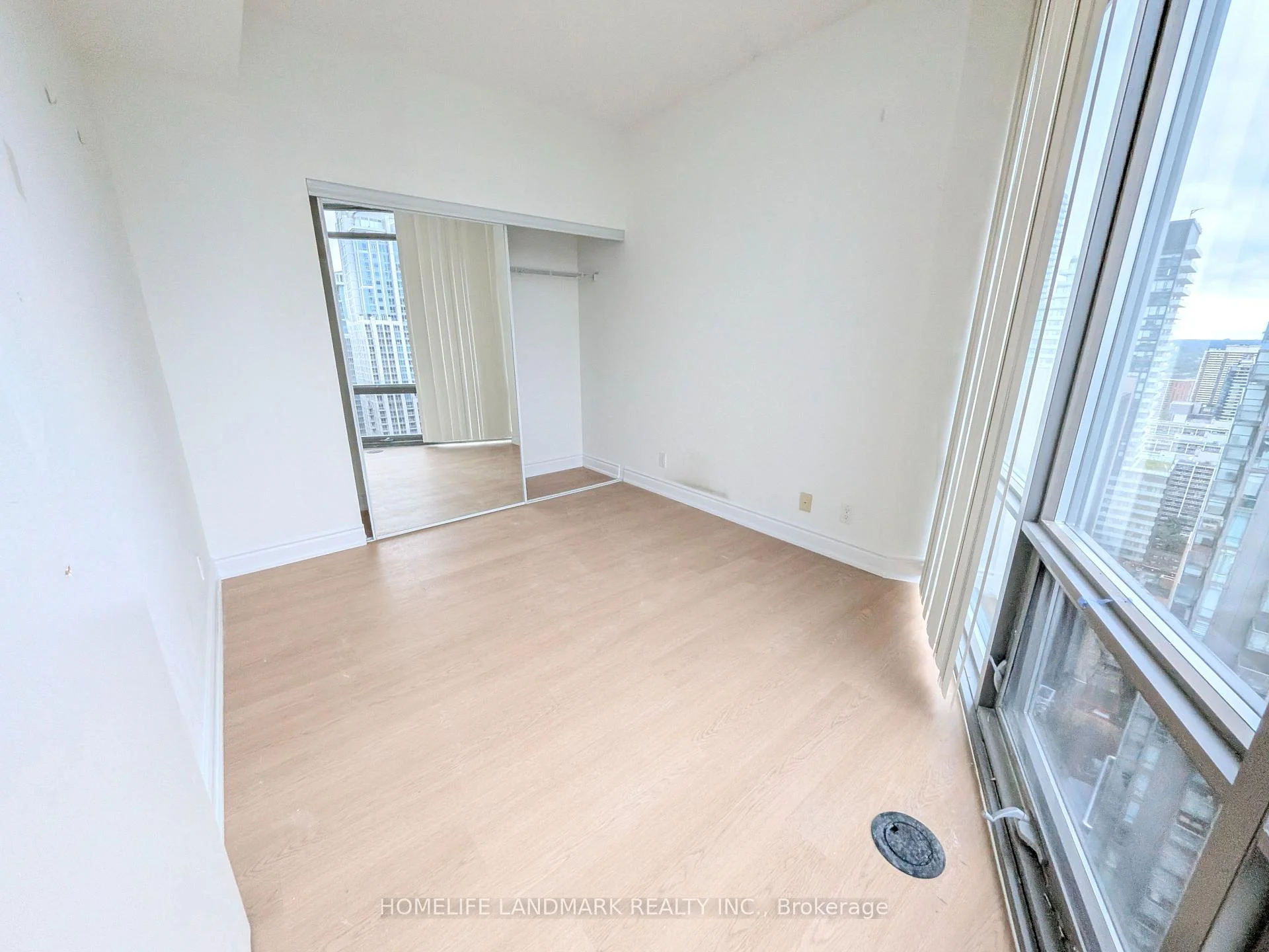 Photo 59 of Unit 3310, 832 Bay Street, Toronto, Bay Street Corridor — HOMEH