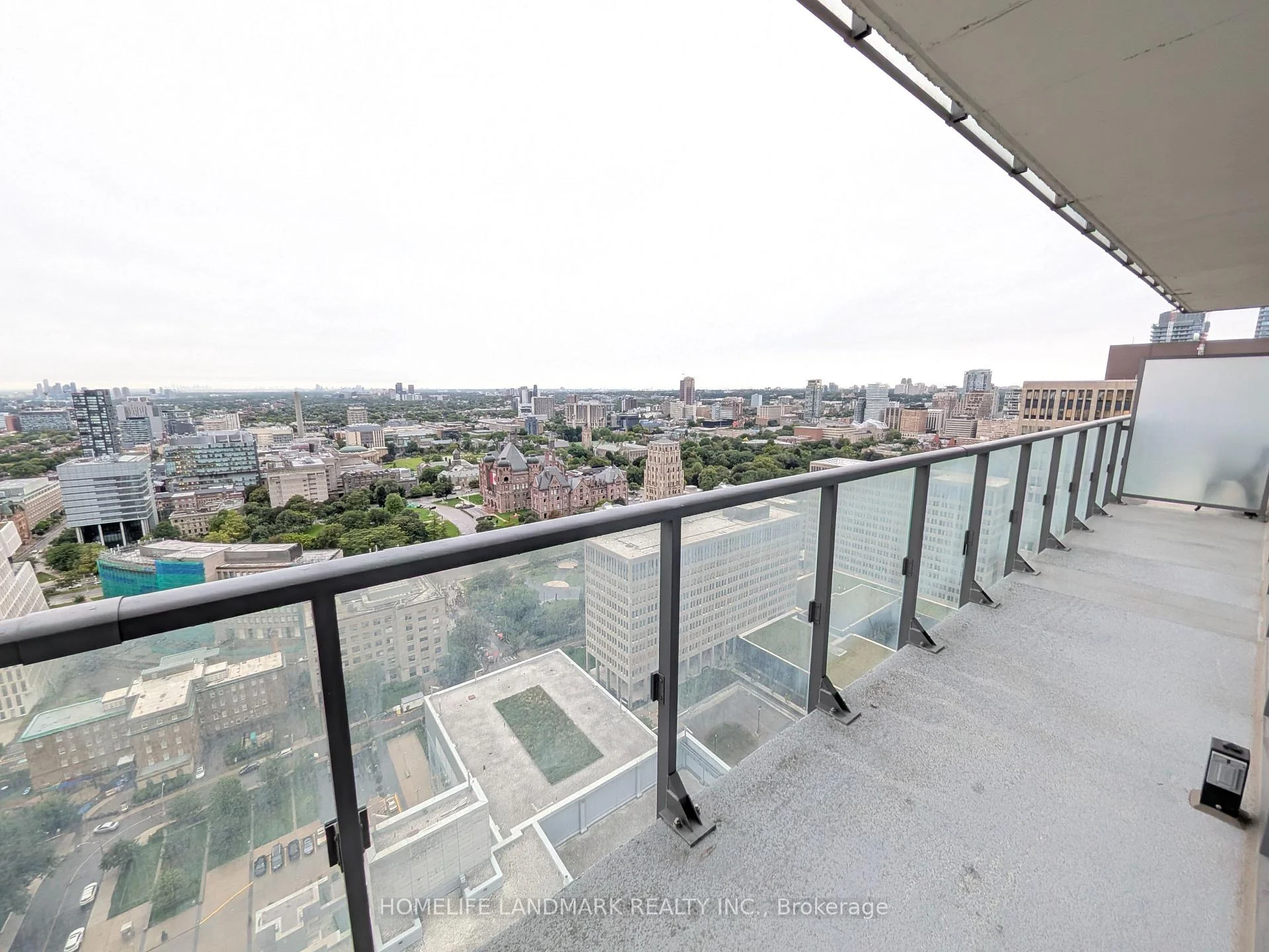 Photo 67 of Unit 3310, 832 Bay Street, Toronto, Bay Street Corridor — HOMEH