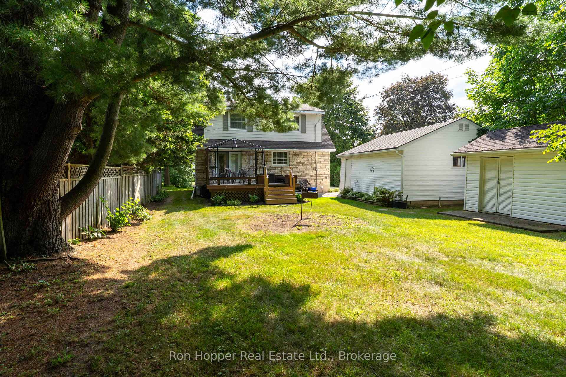 Photo 2 of 680 6th Avenue W, Owen Sound — HOMEH