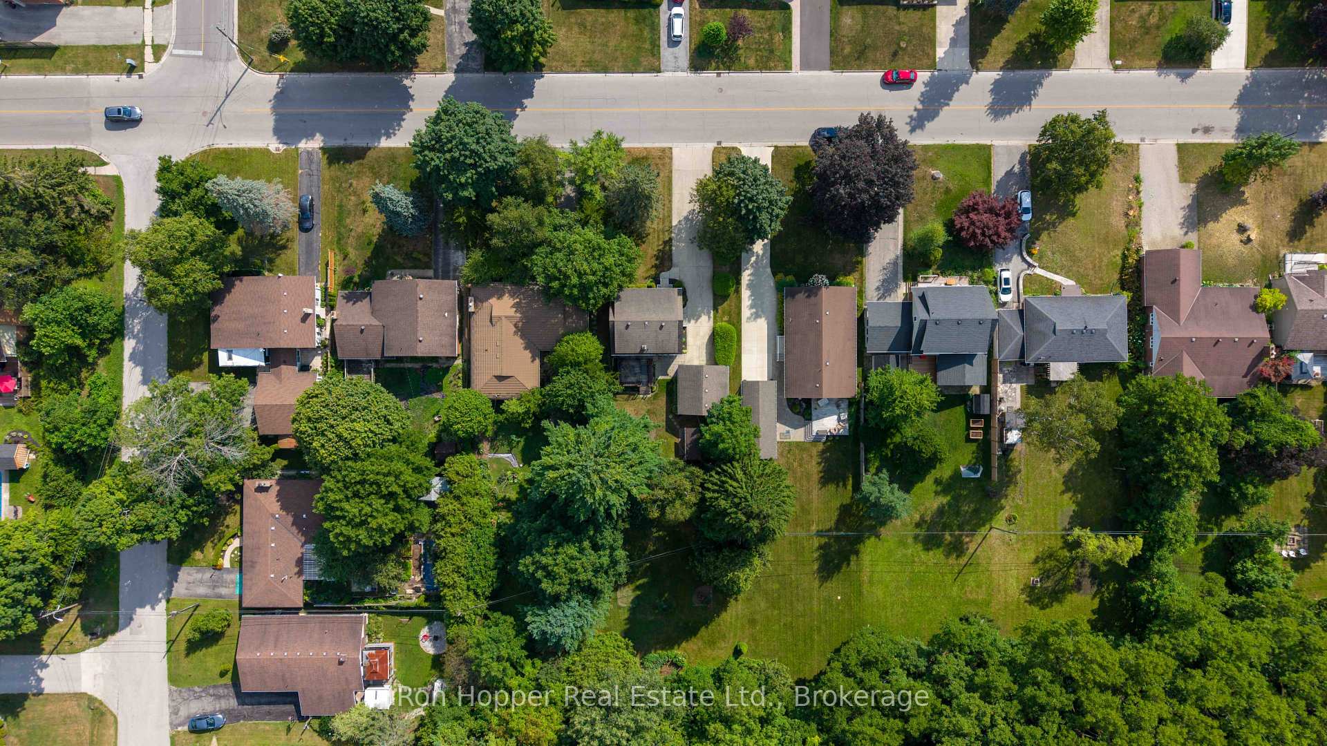 Photo 3 of 680 6th Avenue W, Owen Sound — HOMEH