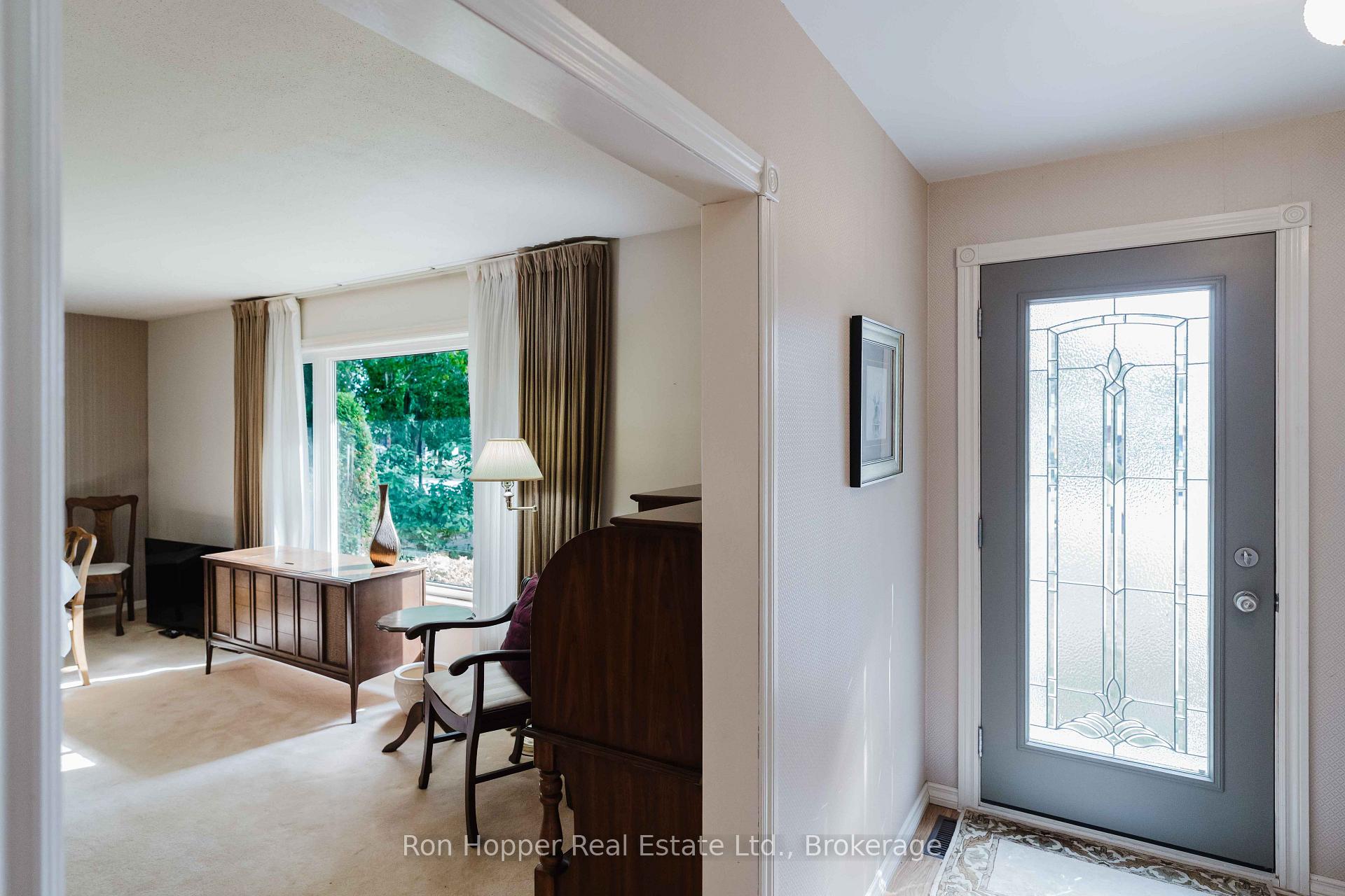 Photo 7 of 680 6th Avenue W, Owen Sound — HOMEH