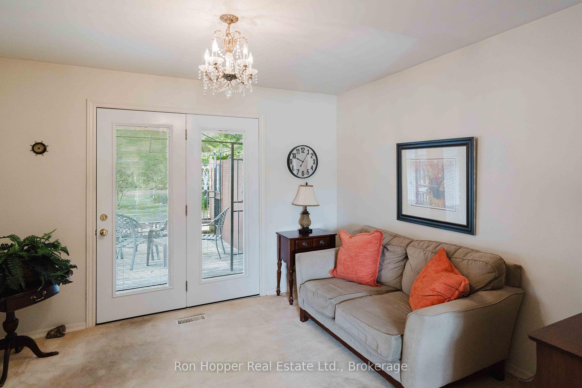 Photo 12 of 680 6th Avenue W, Owen Sound — HOMEH
