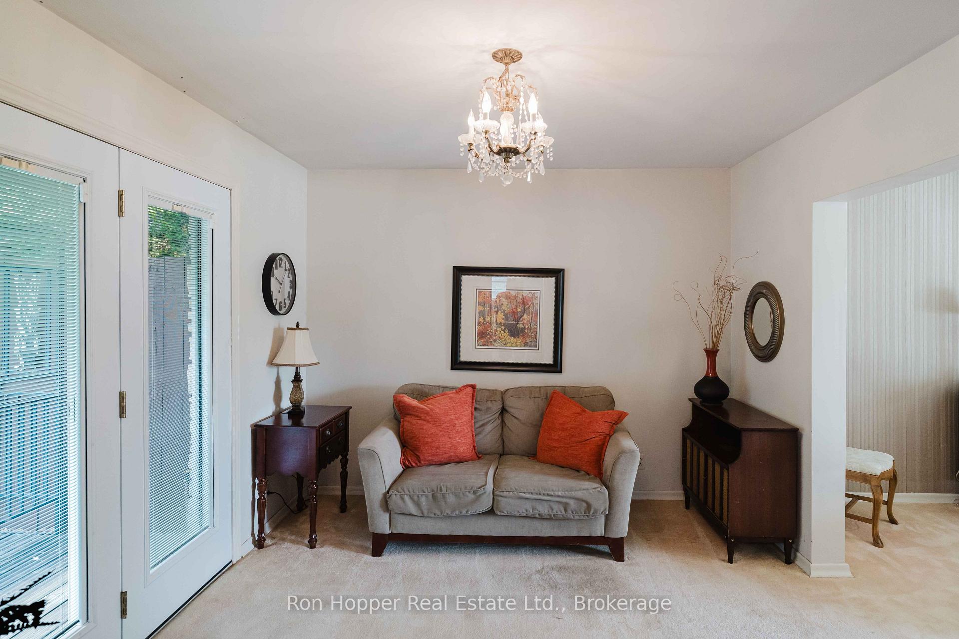 Photo 14 of 680 6th Avenue W, Owen Sound — HOMEH