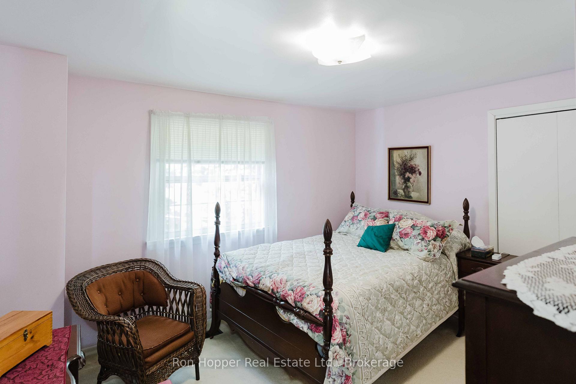 Photo 24 of 680 6th Avenue W, Owen Sound — HOMEH
