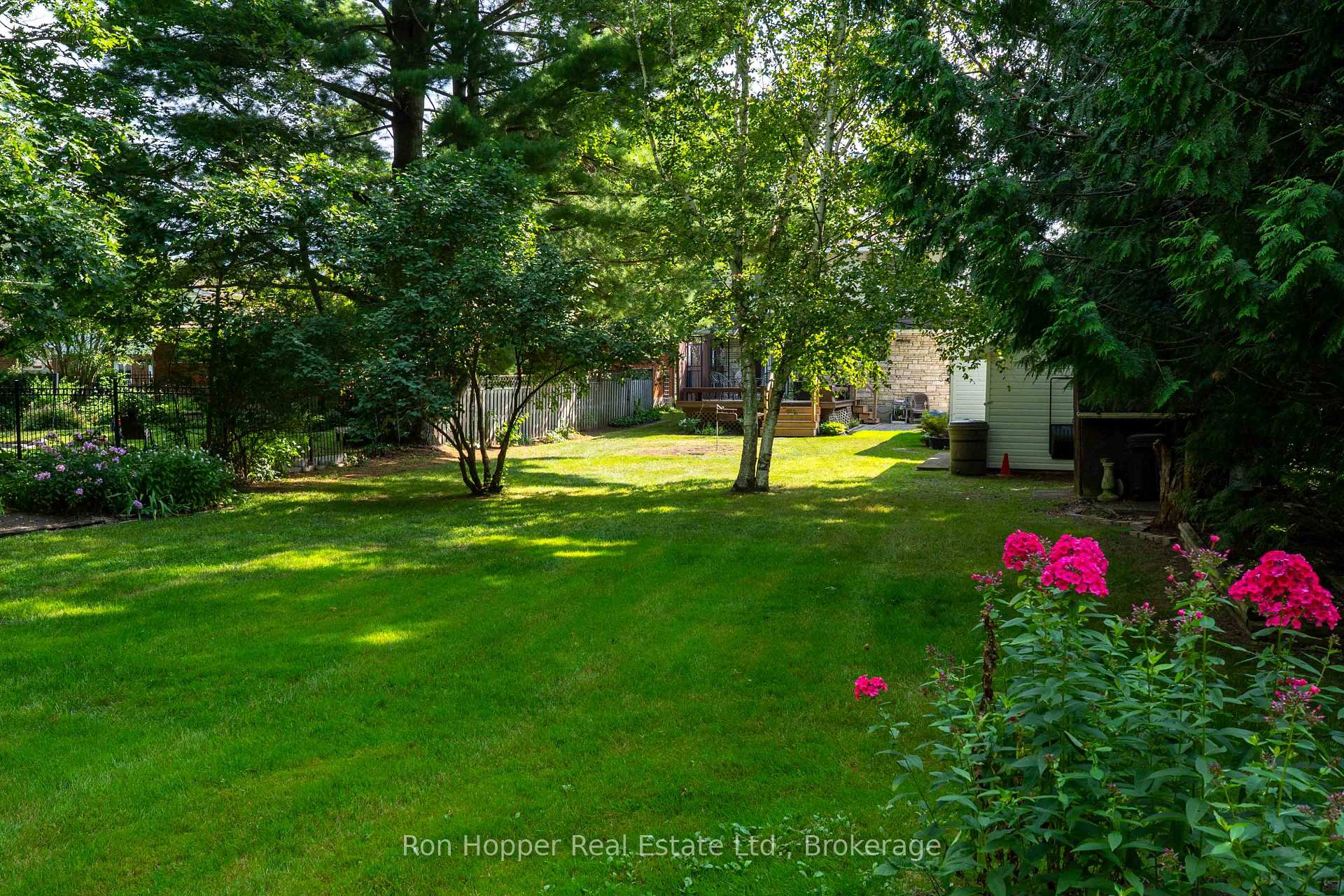 Photo 37 of 680 6th Avenue W, Owen Sound — HOMEH