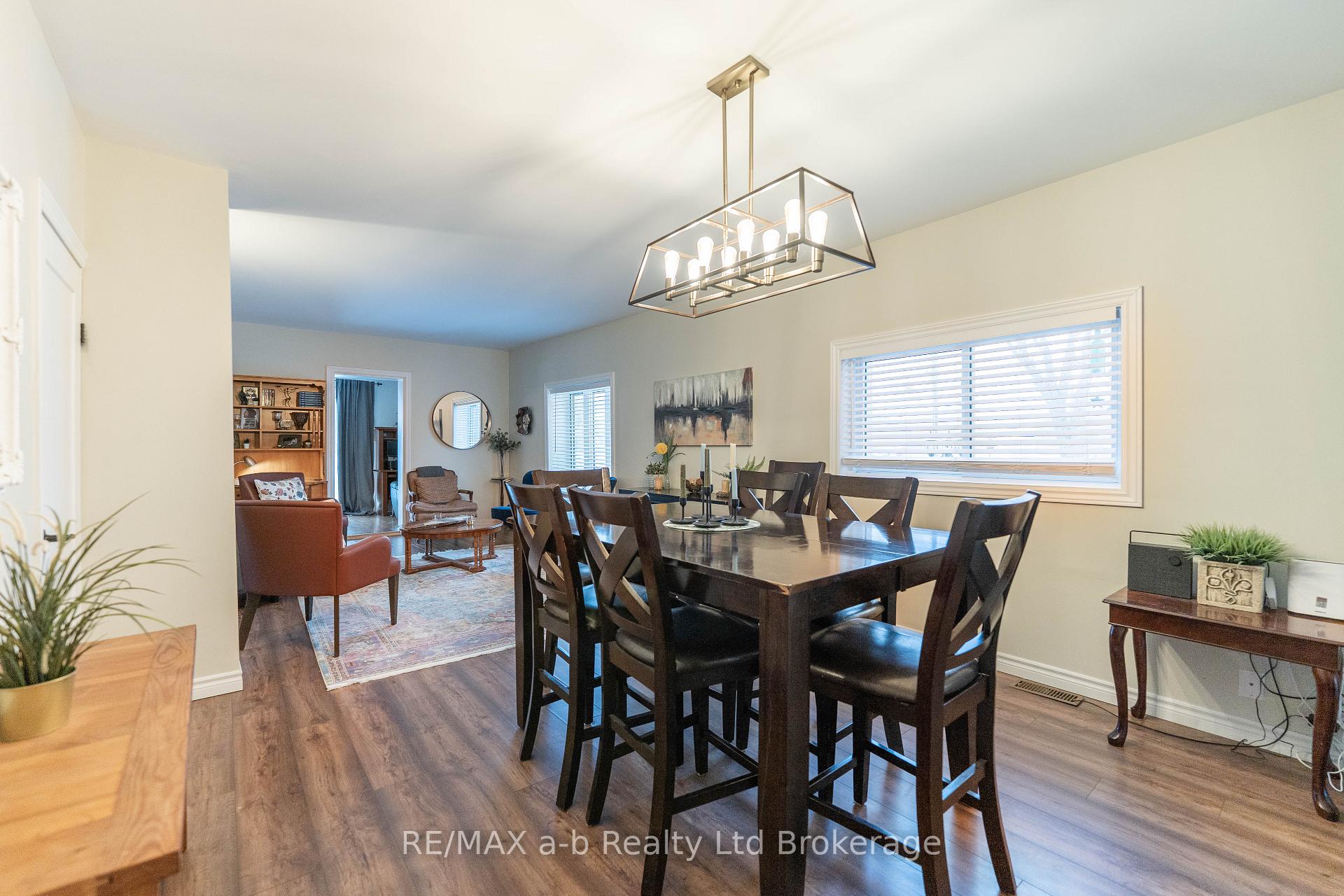Photo 11 of 13 Potters Road N, Tillsonburg — HOMEH