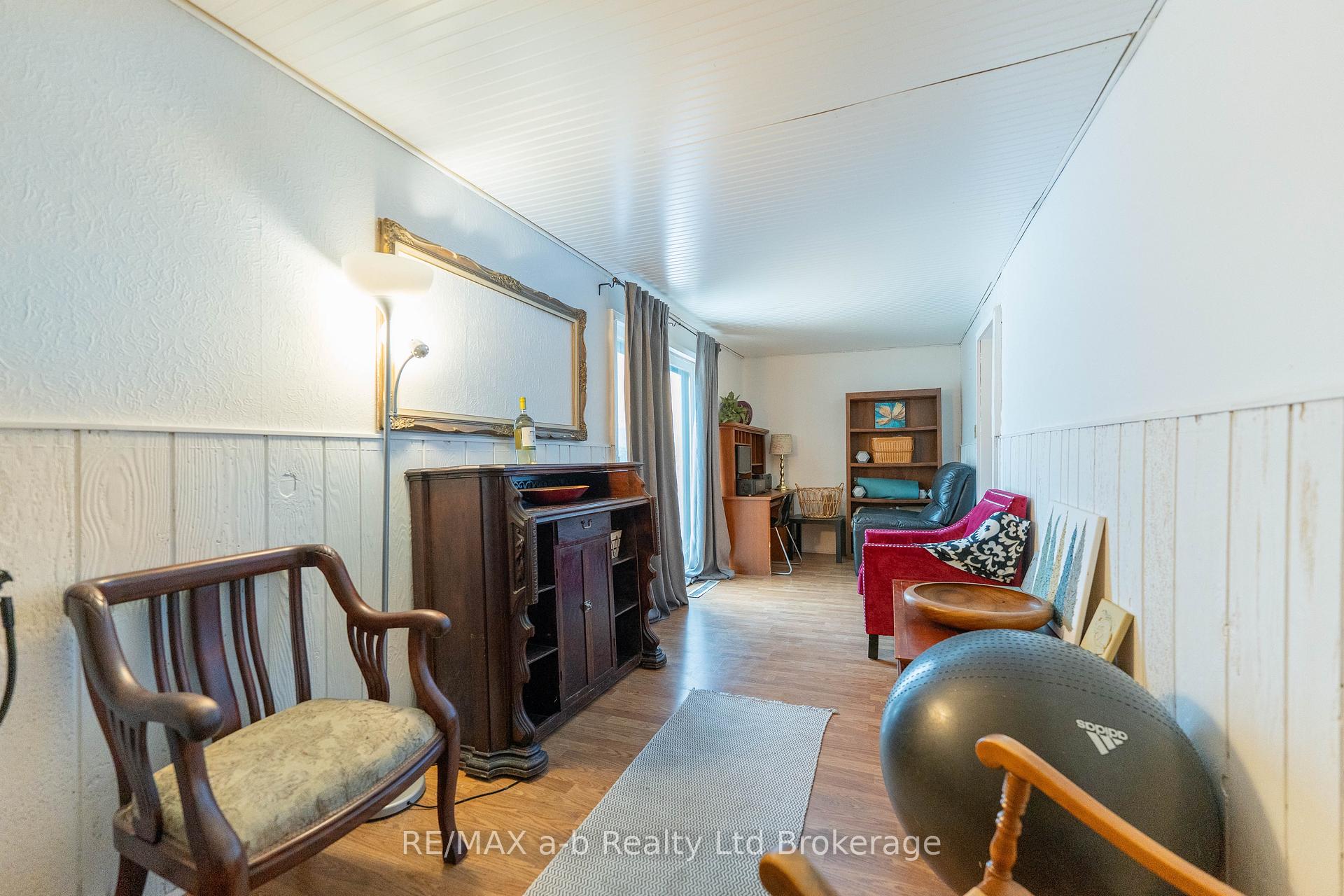 Photo 18 of 13 Potters Road N, Tillsonburg — HOMEH