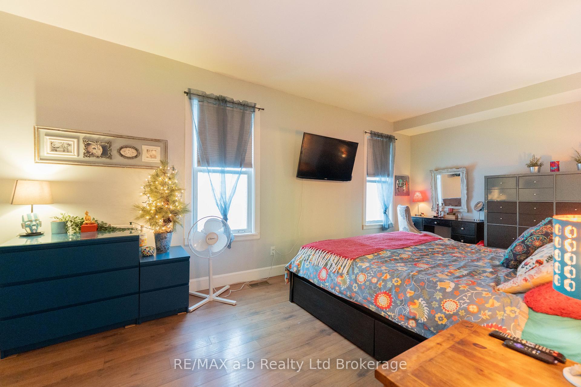 Photo 19 of 13 Potters Road N, Tillsonburg — HOMEH