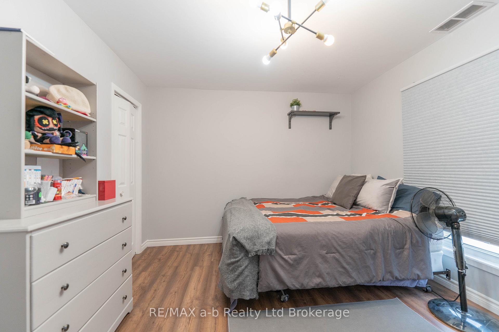 Photo 29 of 13 Potters Road N, Tillsonburg — HOMEH