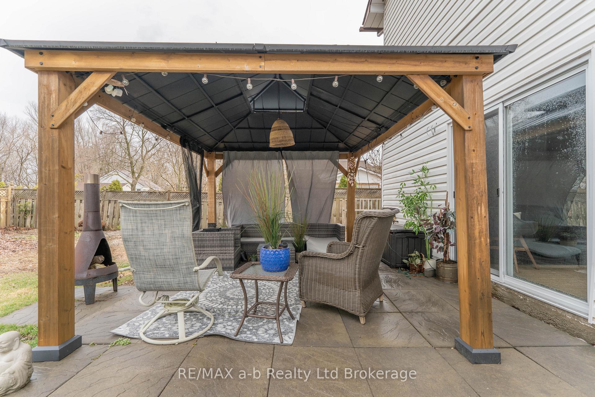 Photo 35 of 13 Potters Road N, Tillsonburg — HOMEH