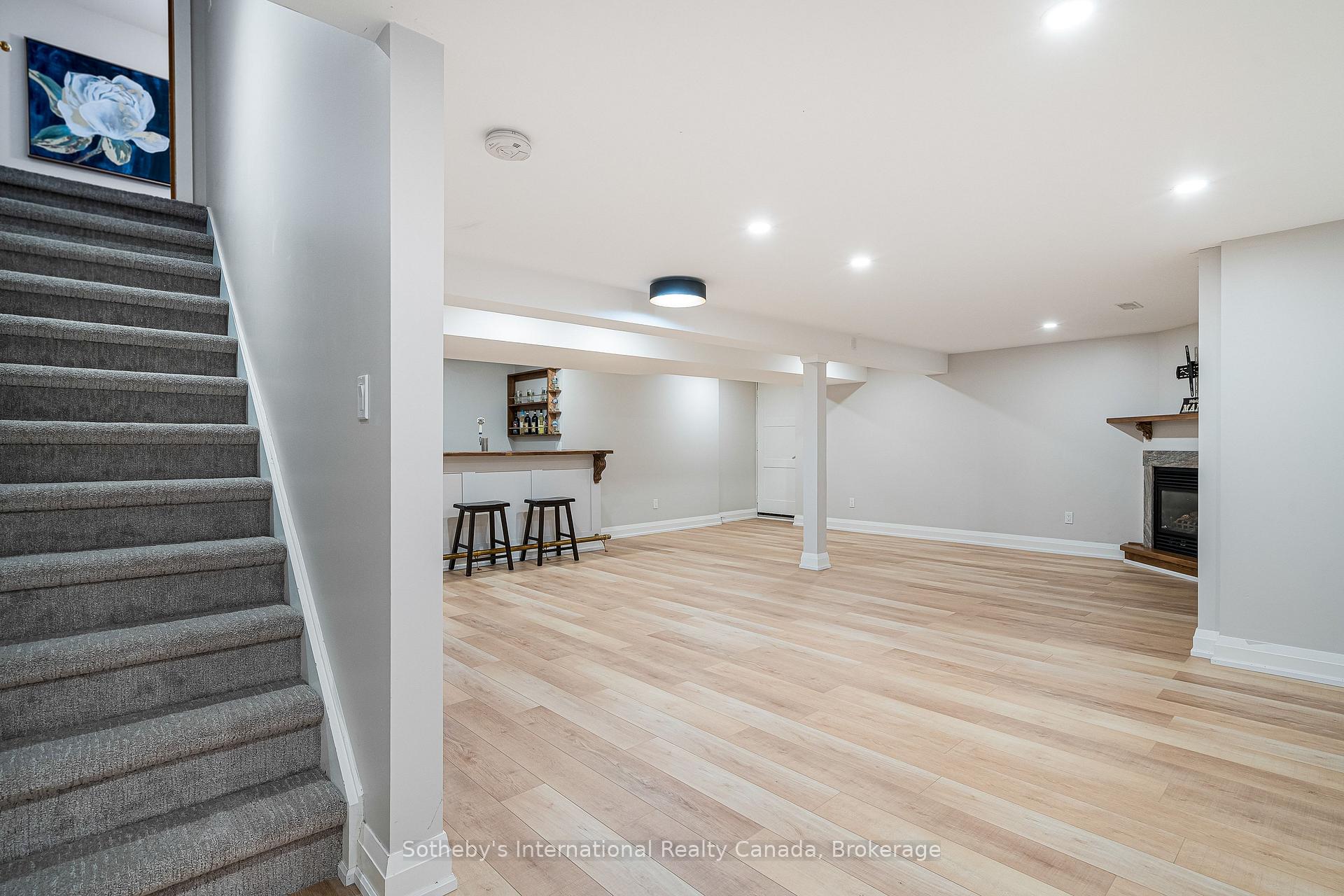 Photo 28 of 154 Mary Street, Clearview, Creemore — HOMEH