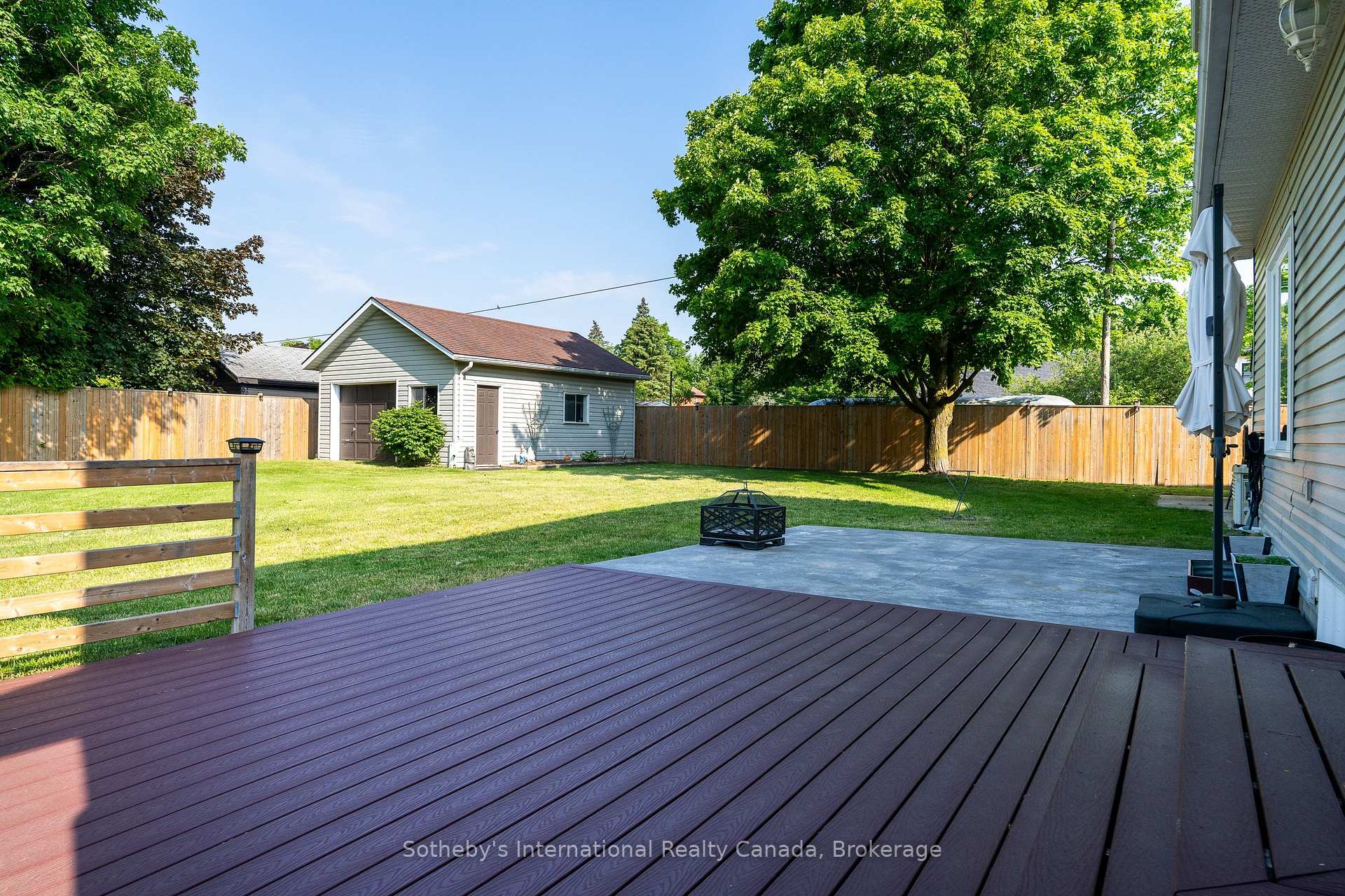 Photo 36 of 154 Mary Street, Clearview, Creemore — HOMEH