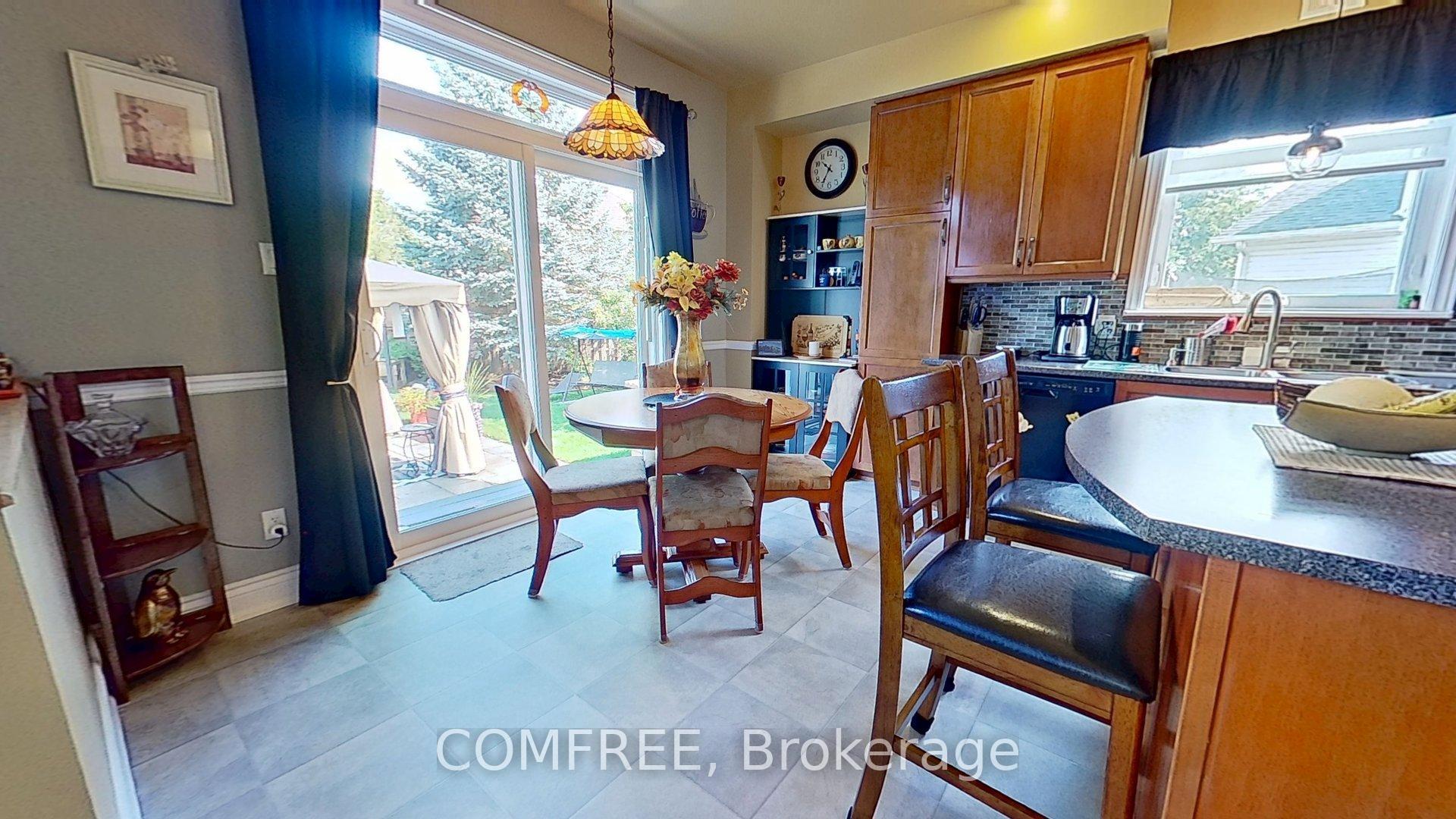 Photo 4 of 2150 Sojourn Street, Ottawa, Notting Hill/Summerside — HOMEH