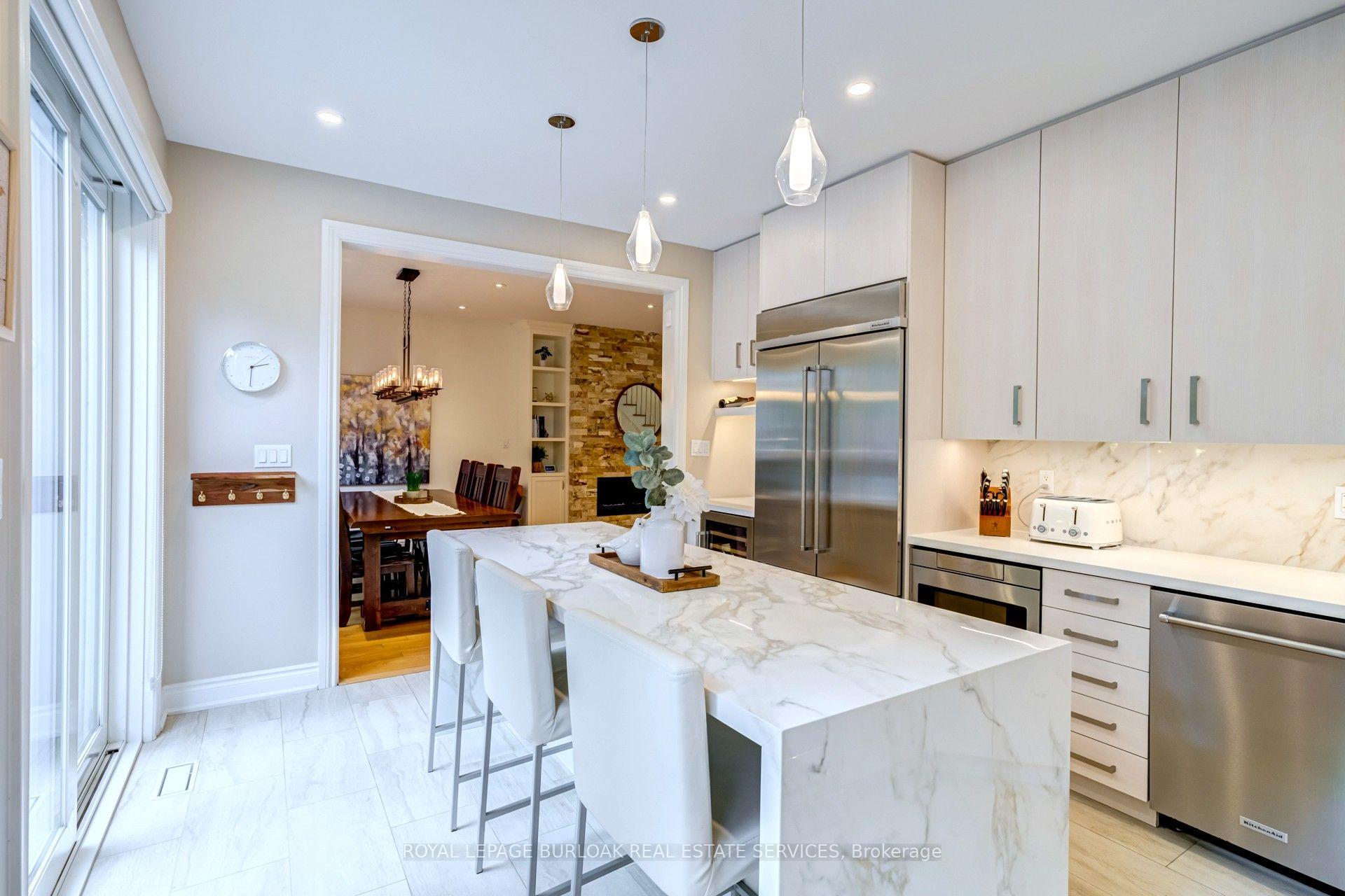 Photo 10 of 2342 Lionstone Drive, Oakville, Westmount — HOMEH