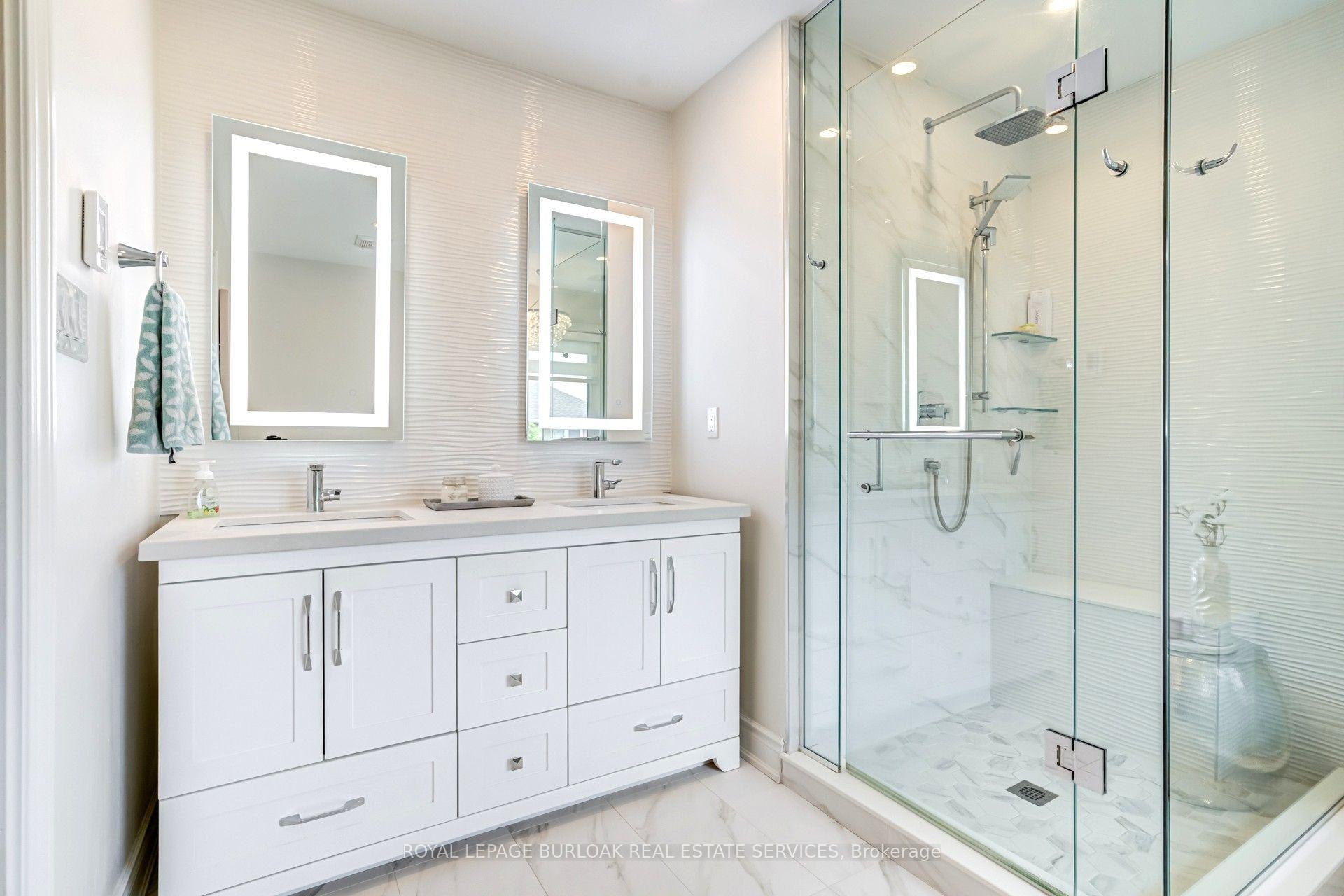 Photo 15 of 2342 Lionstone Drive, Oakville, Westmount — HOMEH