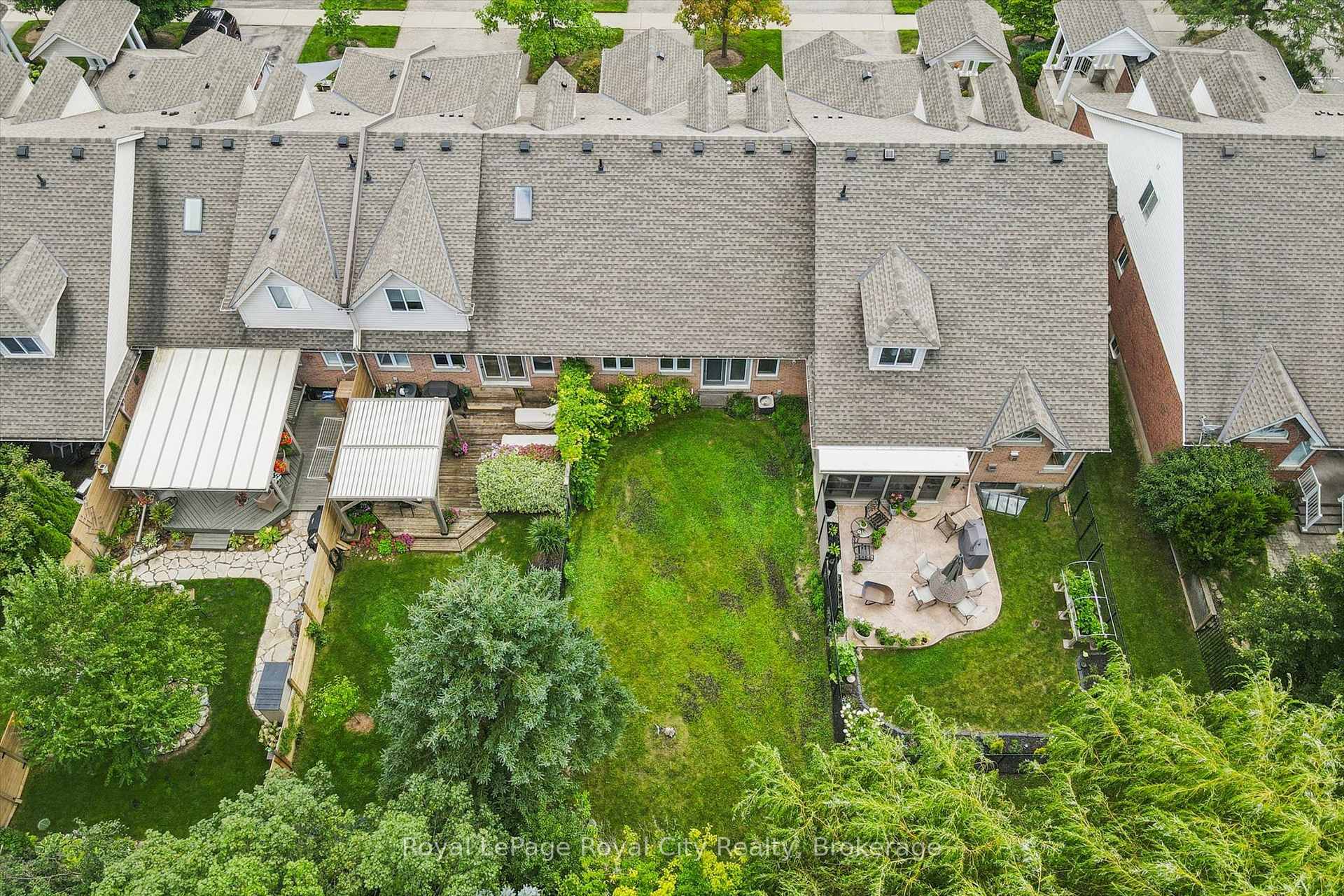 Photo 42 of 46 Terraview Crescent, Guelph, Kortright West — HOMEH
