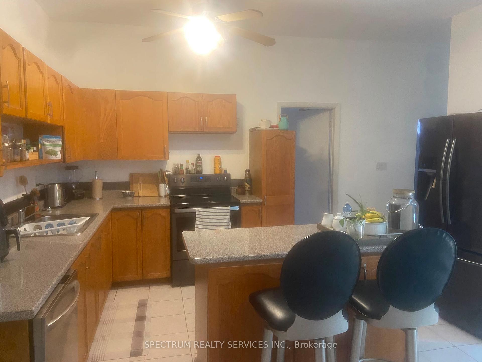 Photo 9 of Unit Rear Main Floor Loft, 3126 Dundas Street, Toronto, Junction Area — HOMEH