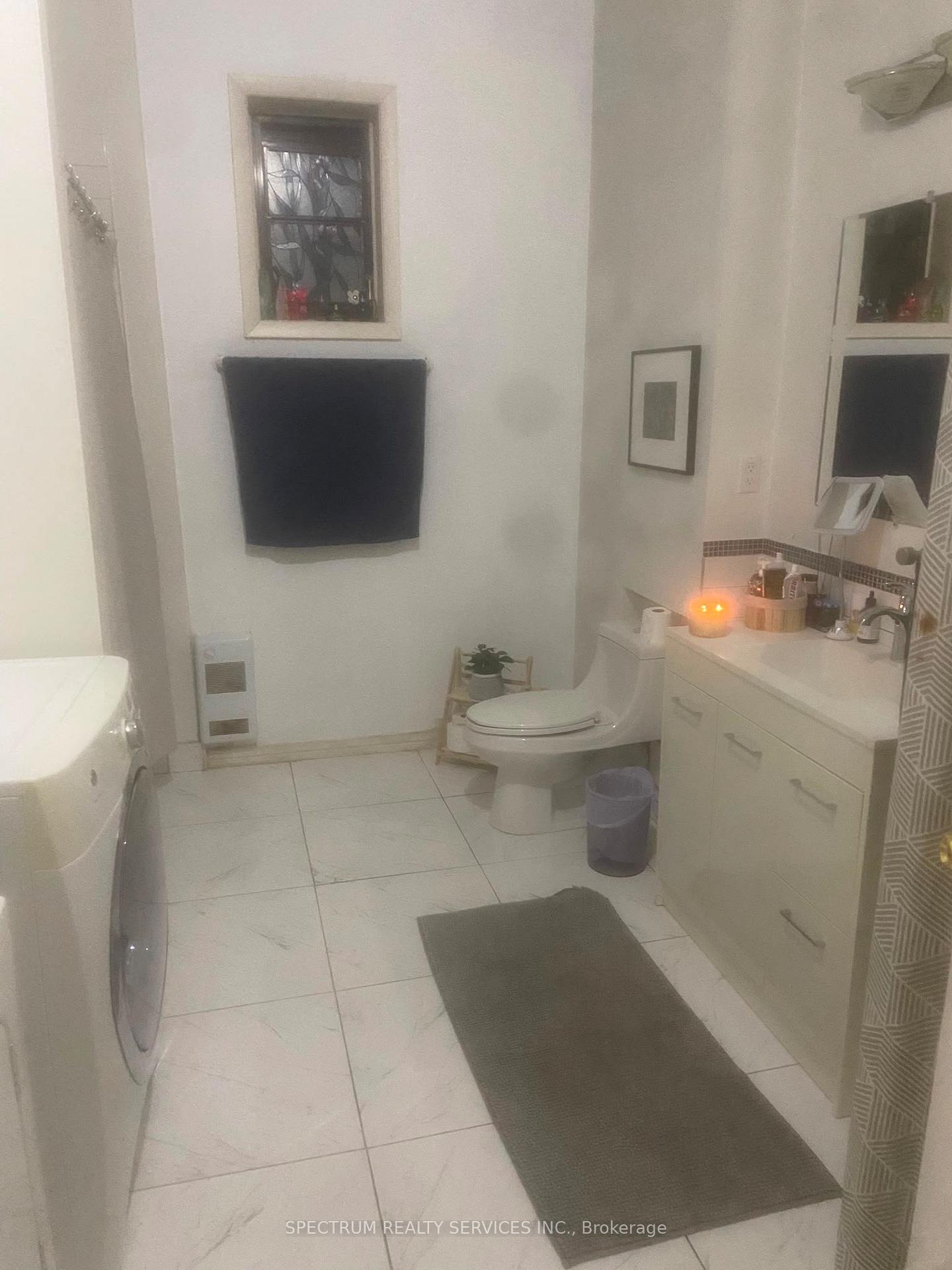 Photo 19 of Unit Rear Main Floor Loft, 3126 Dundas Street, Toronto, Junction Area — HOMEH
