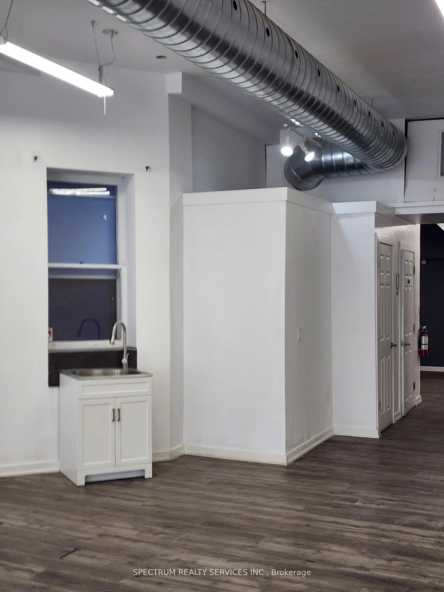 Photo 3 of Unit Rear Main Floor Loft, 3126 Dundas Street, Toronto, Junction Area — HOMEH