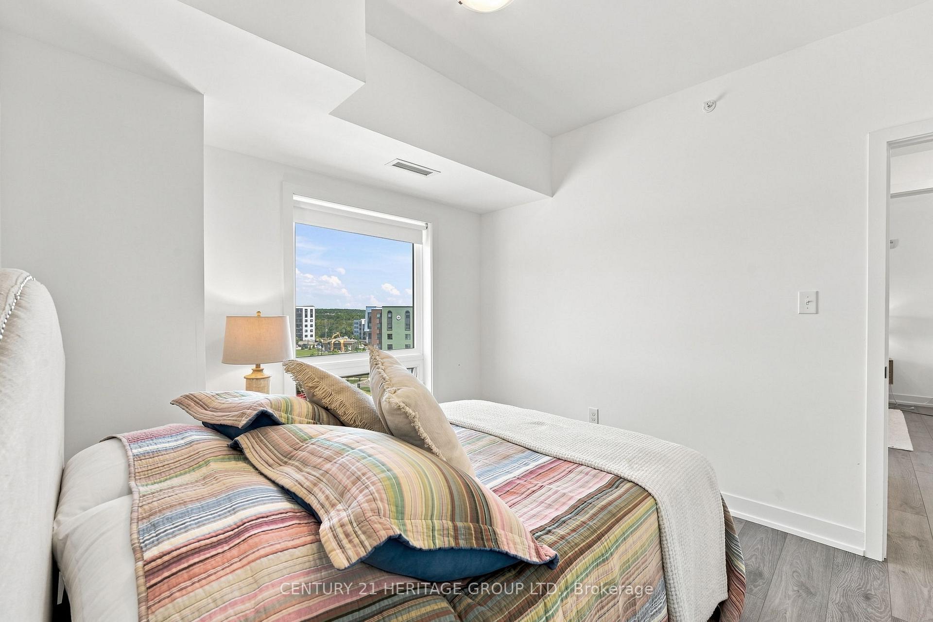 Photo 55 of Unit 502, 10 Culinary Lane, Barrie, Rural Barrie Southeast — HOMEH
