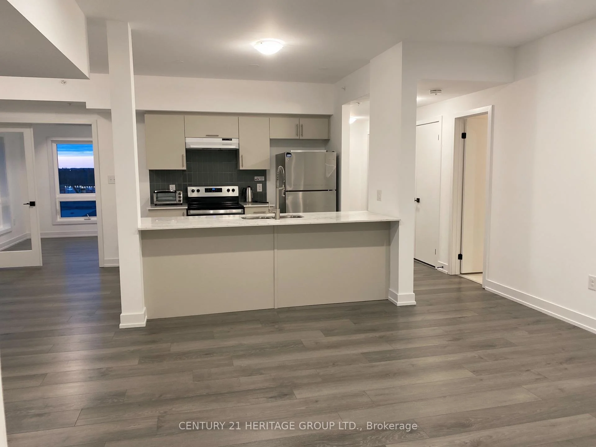 Photo 20 of Unit 502, 10 Culinary Lane, Barrie, Rural Barrie Southeast — HOMEH