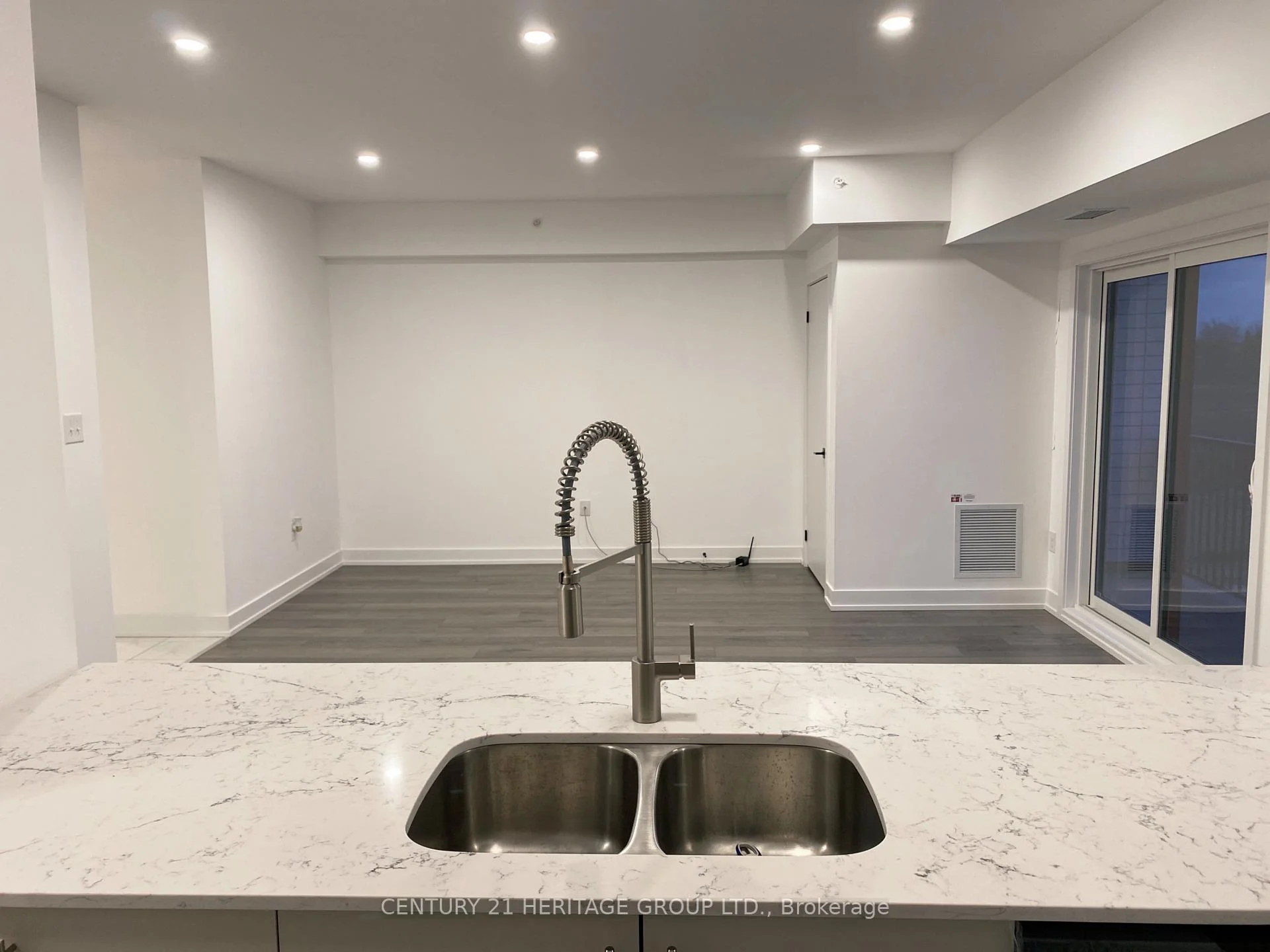 Photo 28 of Unit 502, 10 Culinary Lane, Barrie, Rural Barrie Southeast — HOMEH