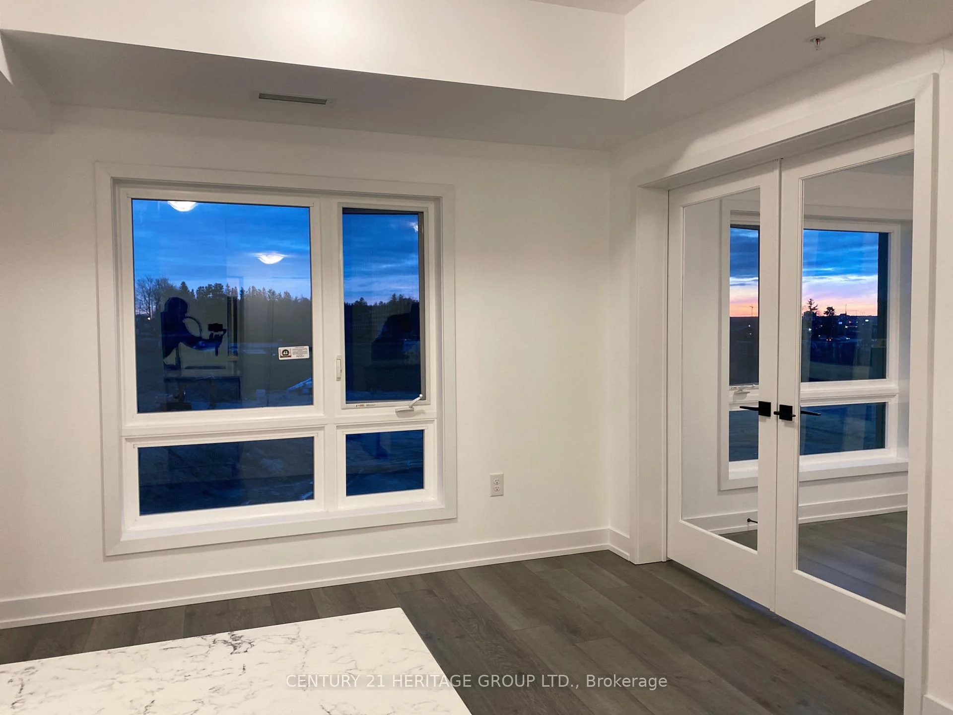 Photo 40 of Unit 502, 10 Culinary Lane, Barrie, Rural Barrie Southeast — HOMEH