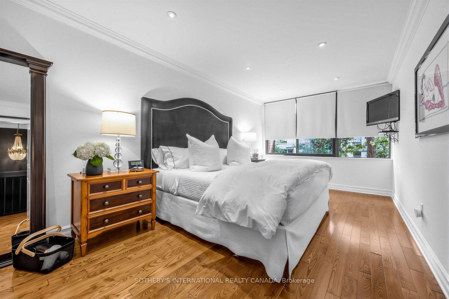 Photo 19 of Unit A10, 142 Pears Avenue, Toronto, The Annex — HOMEH