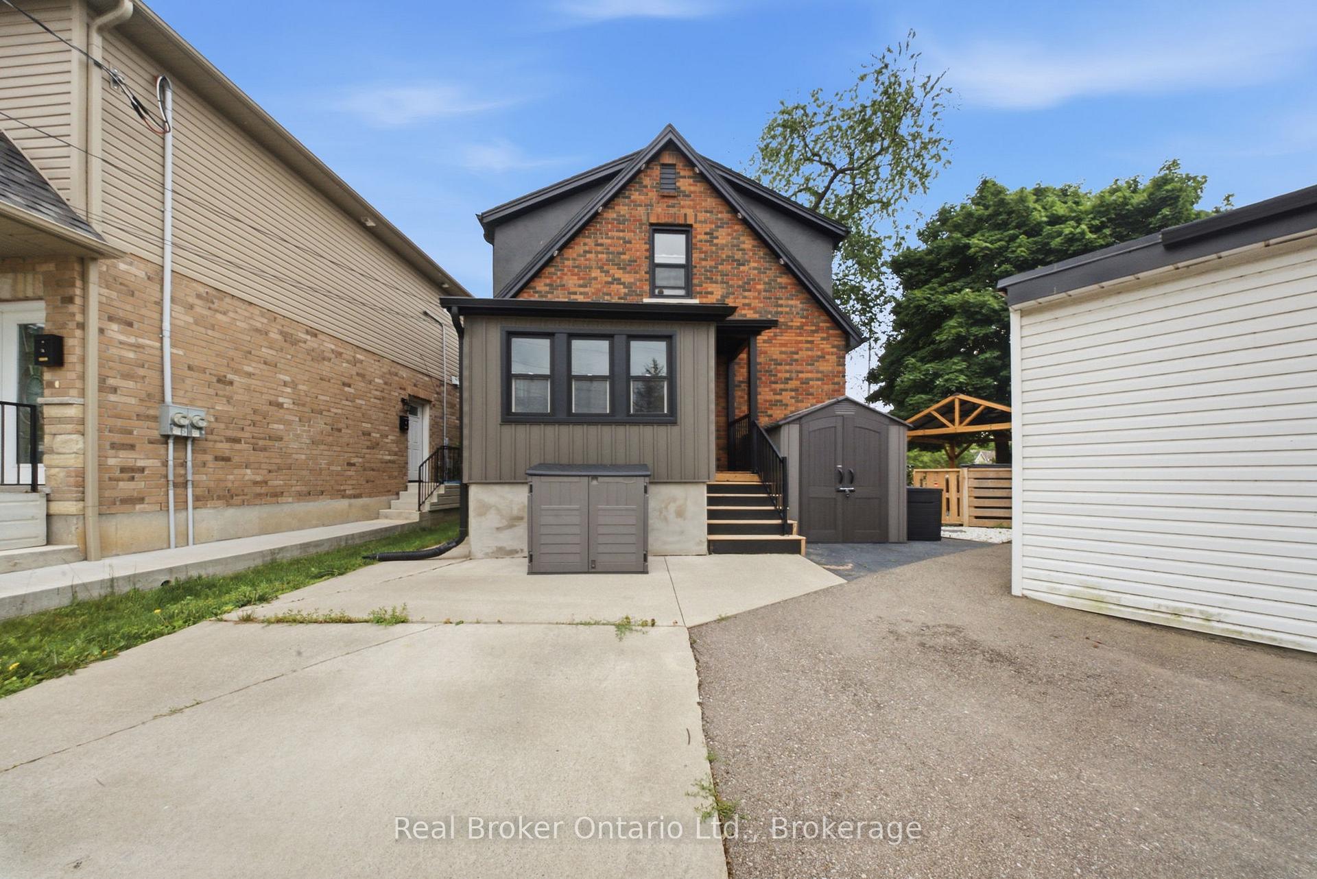 Photo 30 of 175 Grand River Avenue, Brantford, Holmedale — HOMEH