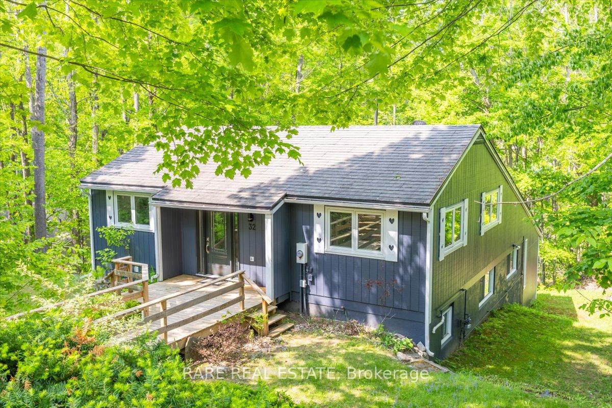 Photo 2 of 32 Oneida Avenue, Oro-Medonte, Sugarbush — HOMEH