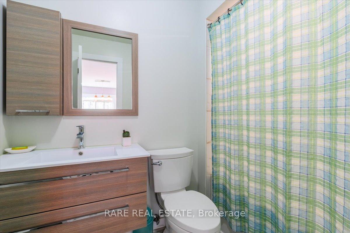 Photo 10 of 32 Oneida Avenue, Oro-Medonte, Sugarbush — HOMEH