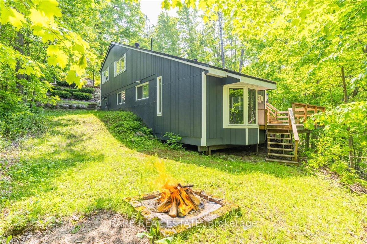 Photo 18 of 32 Oneida Avenue, Oro-Medonte, Sugarbush — HOMEH