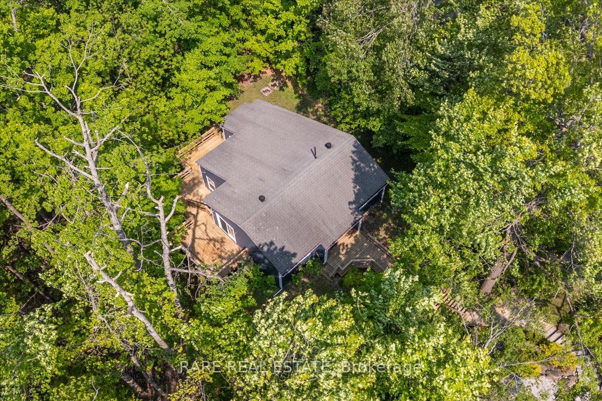 Photo 19 of 32 Oneida Avenue, Oro-Medonte, Sugarbush — HOMEH