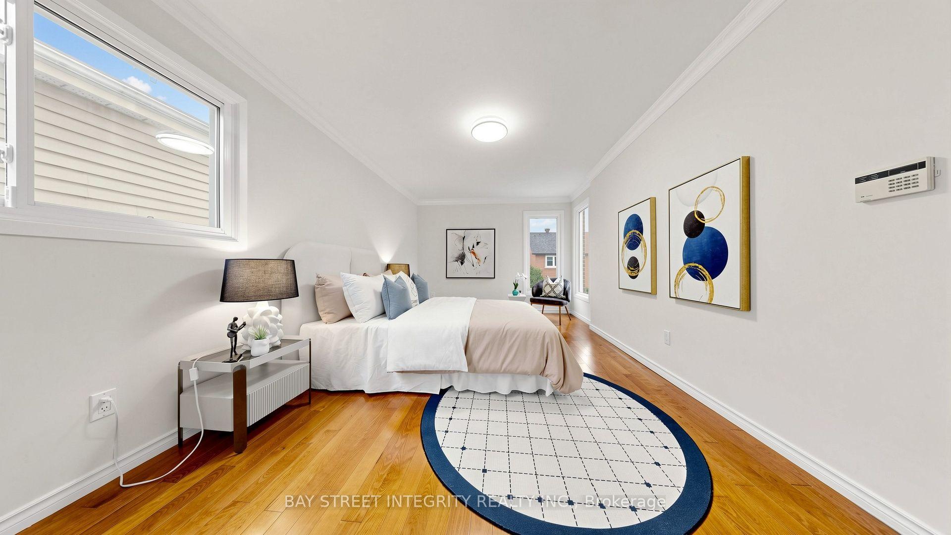 Photo 26 of 41 Jonathan Gate, Vaughan, Crestwood-Springfarm-Yorkhill — HOMEH