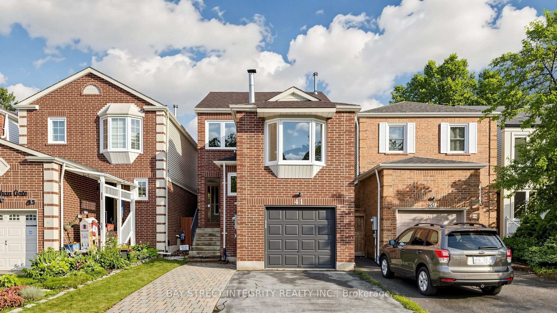 Photo 47 of 41 Jonathan Gate, Vaughan, Crestwood-Springfarm-Yorkhill — HOMEH
