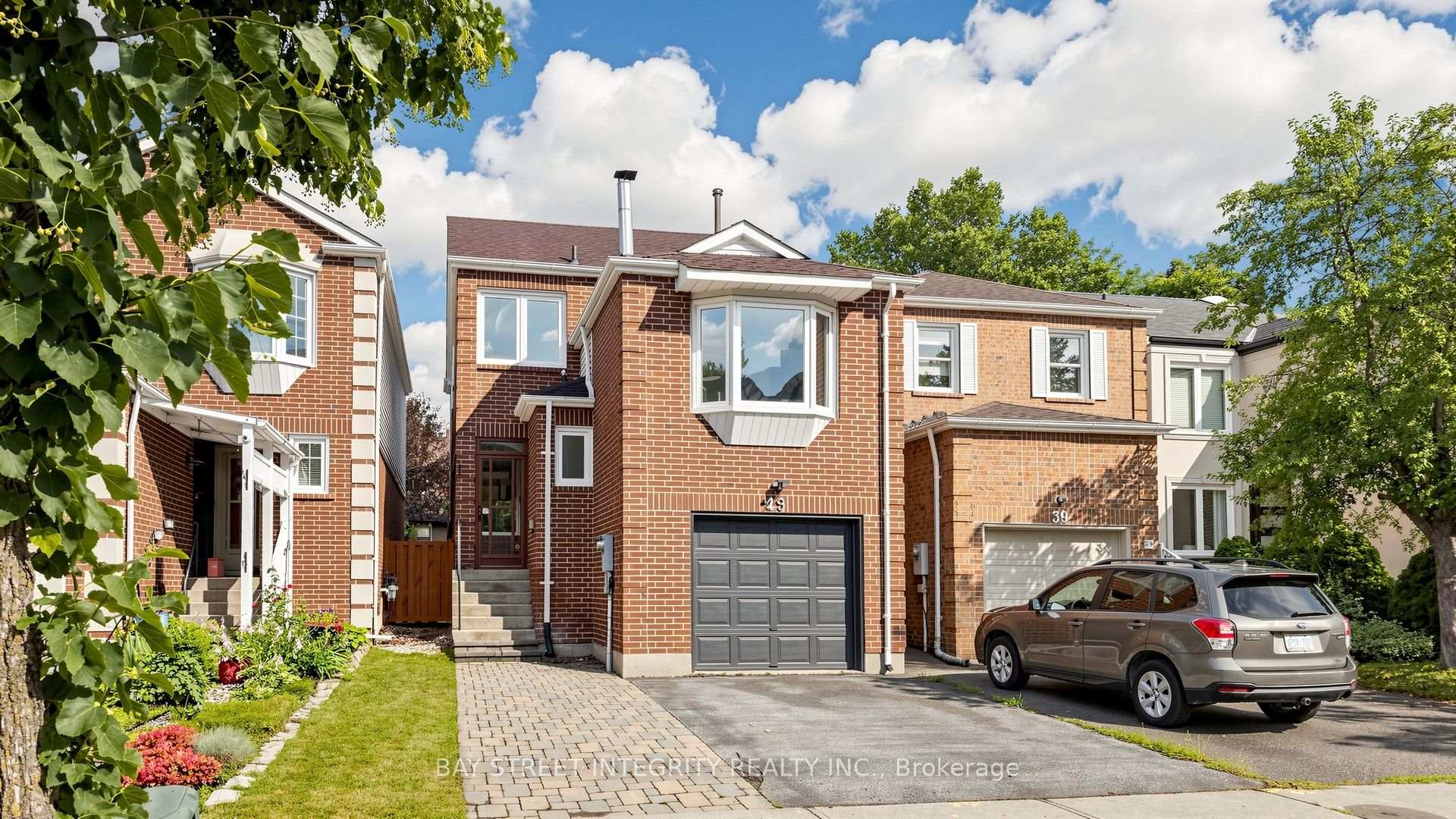 Photo 48 of 41 Jonathan Gate, Vaughan, Crestwood-Springfarm-Yorkhill — HOMEH