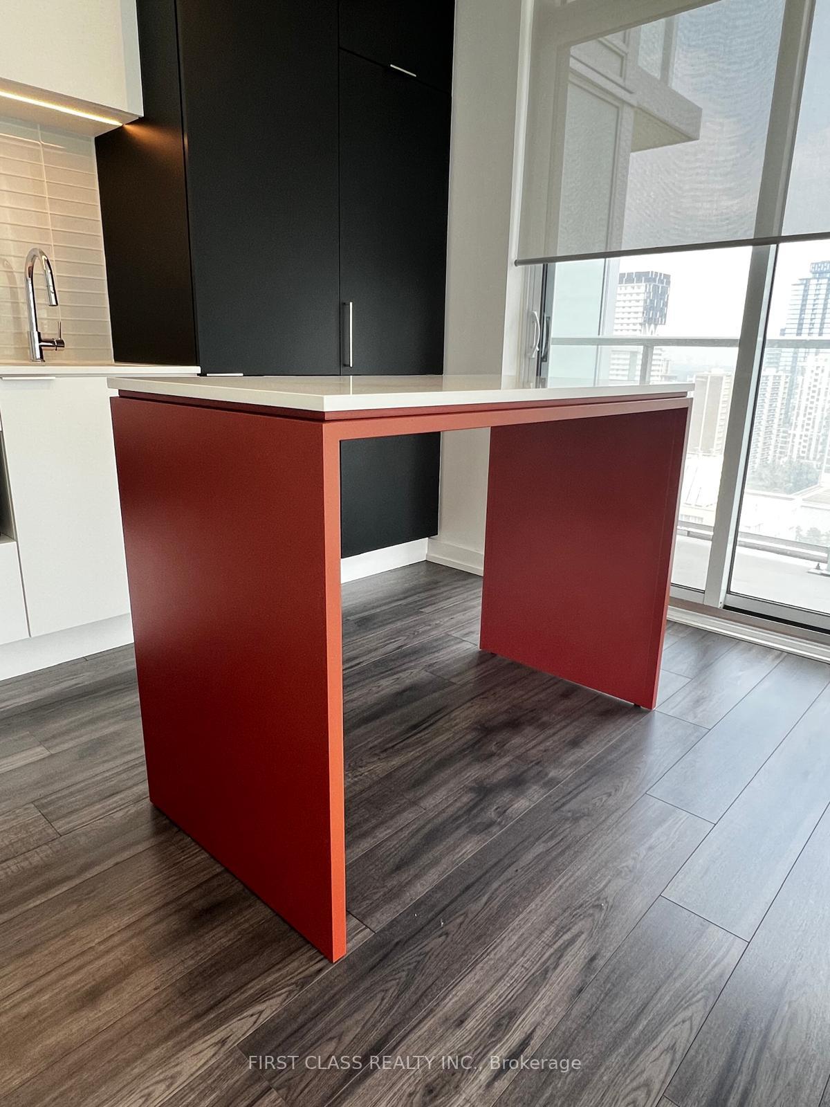 Photo 15 of Unit 1606, 33 Helendale Avenue, Toronto, Yonge-Eglinton — HOMEH