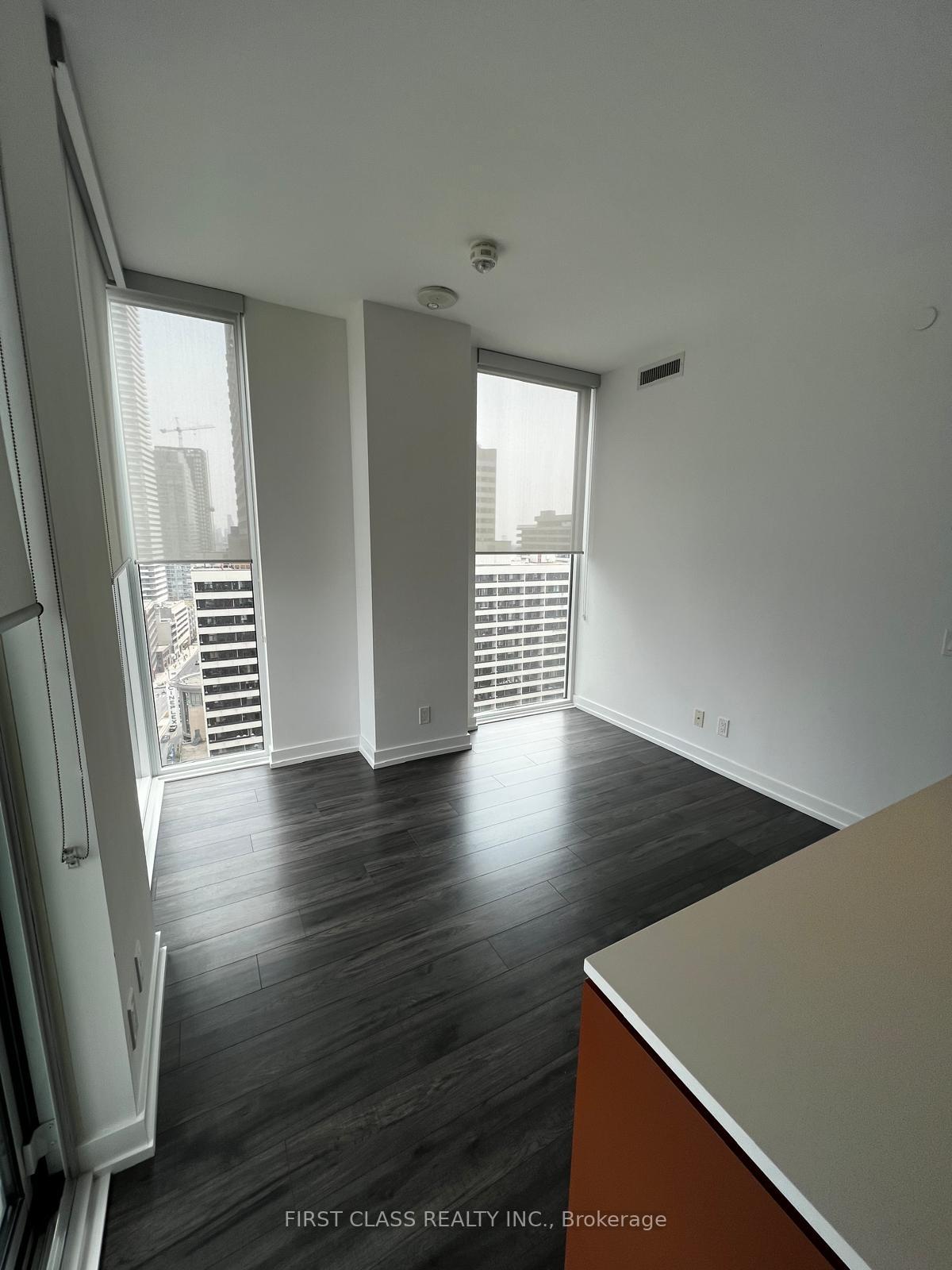 Photo 22 of Unit 1606, 33 Helendale Avenue, Toronto, Yonge-Eglinton — HOMEH
