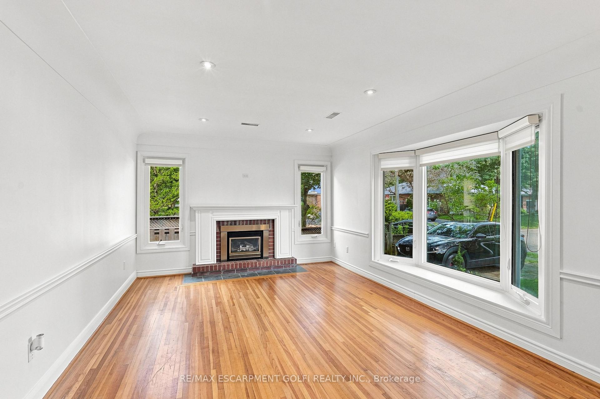 Photo 9 of Unit MAIN, 17 Rita Street, Hamilton, Dundas — HOMEH